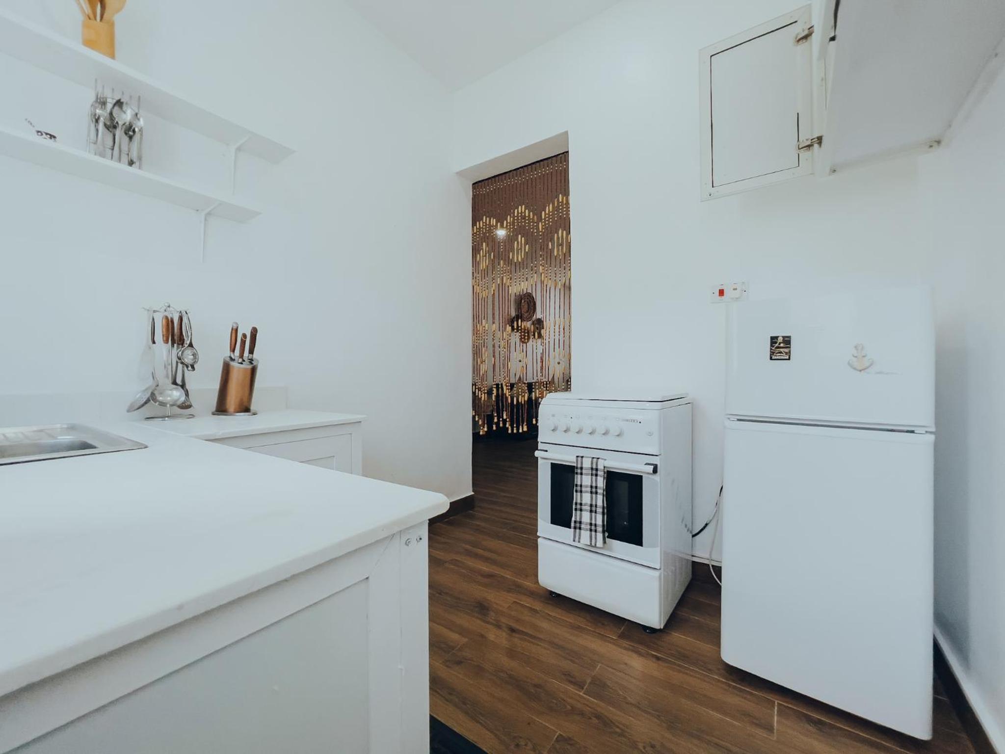 Apartment - Ground Floor photo 2