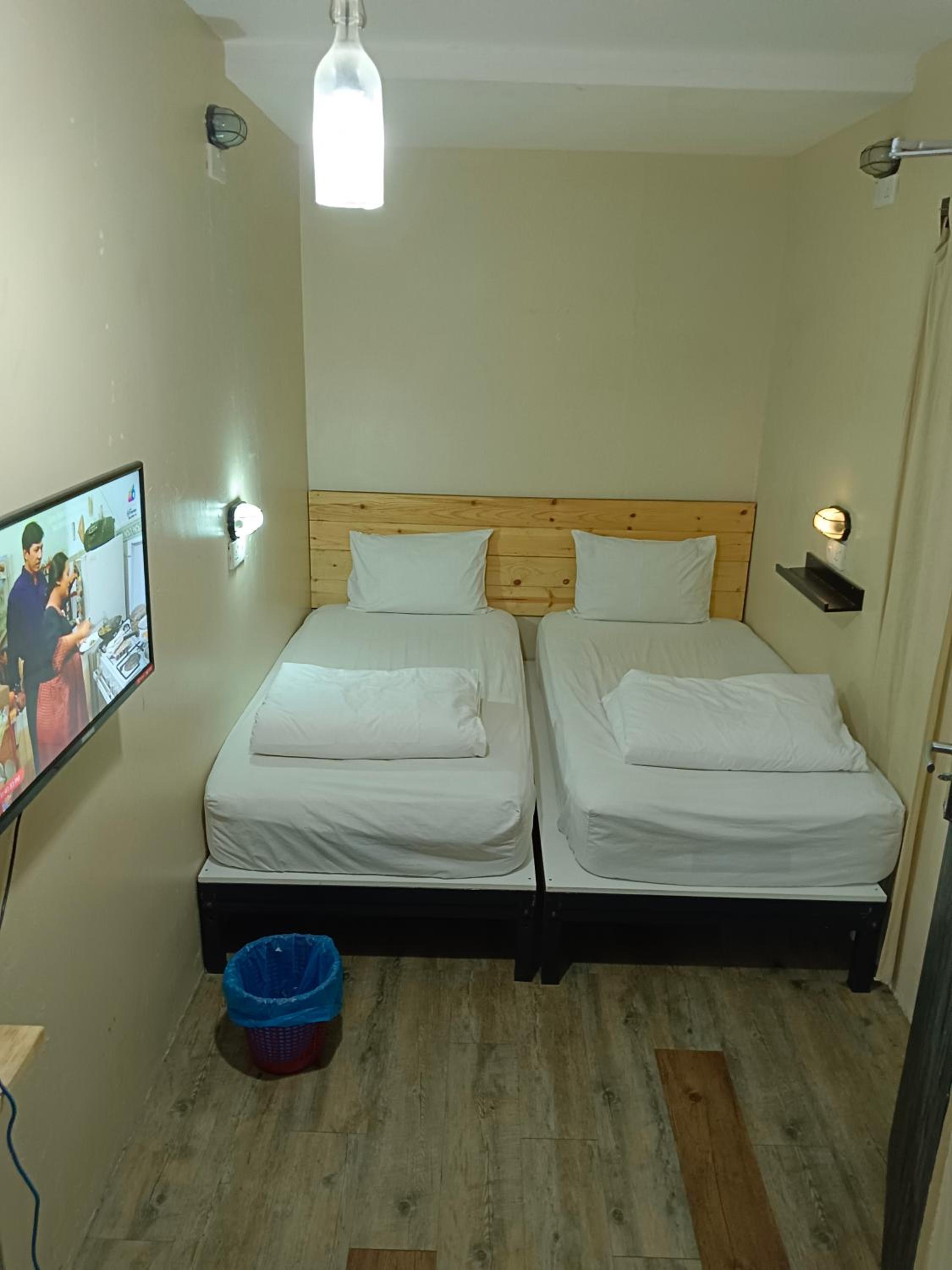 Deluxe Twin Room photo 2