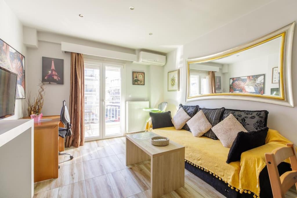 One-Bedroom Apartment - Photo 19
