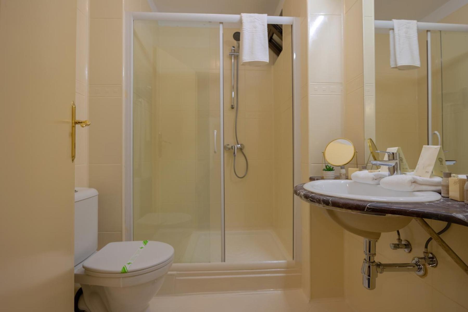 Premium Double Room photo 2