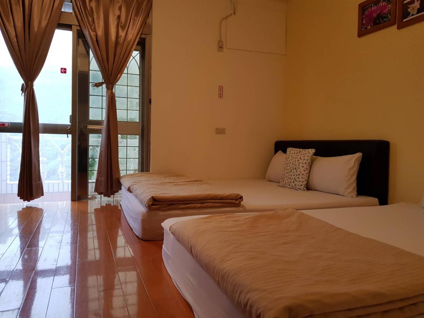 Quadruple Room photo 3