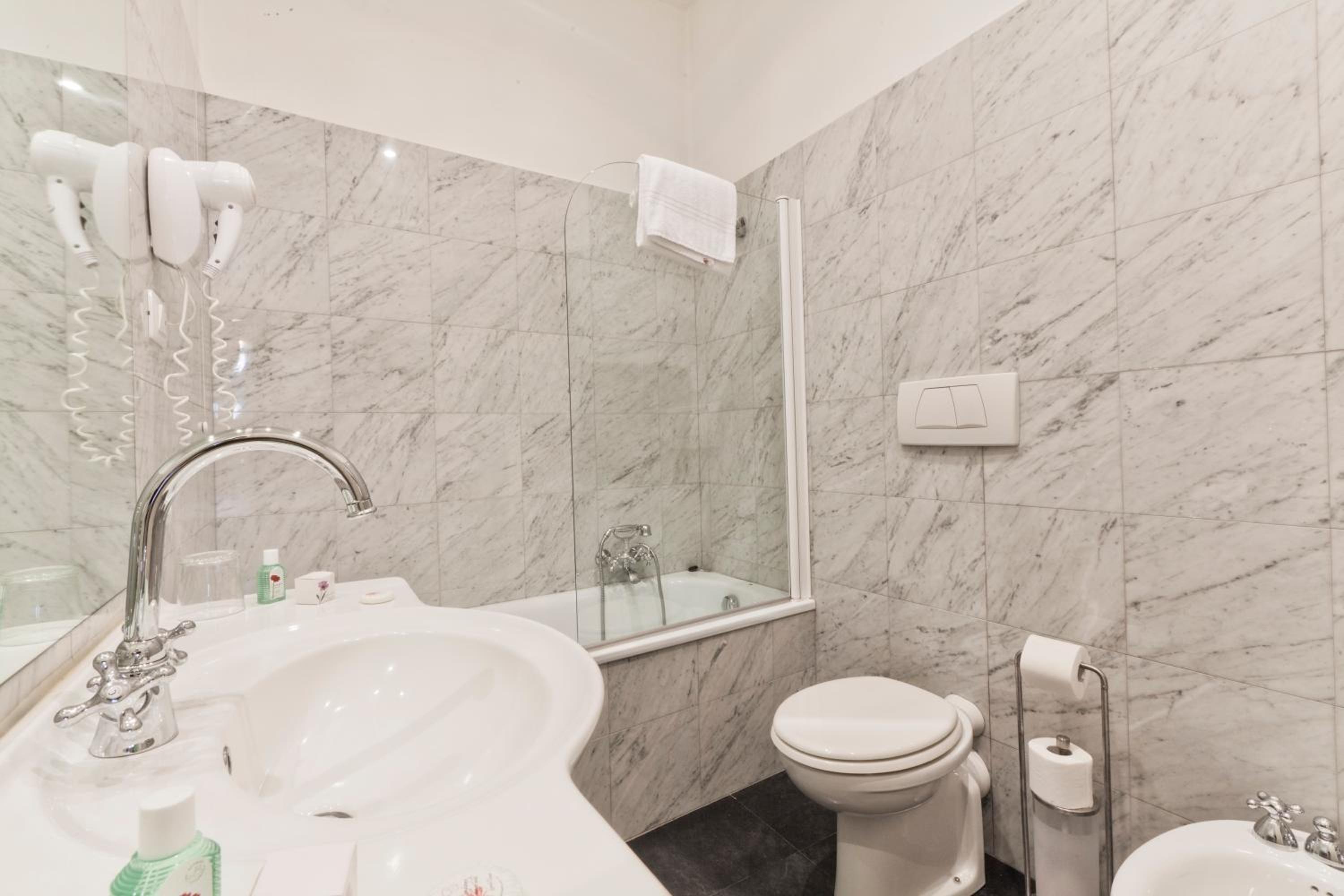 Suite photo 2