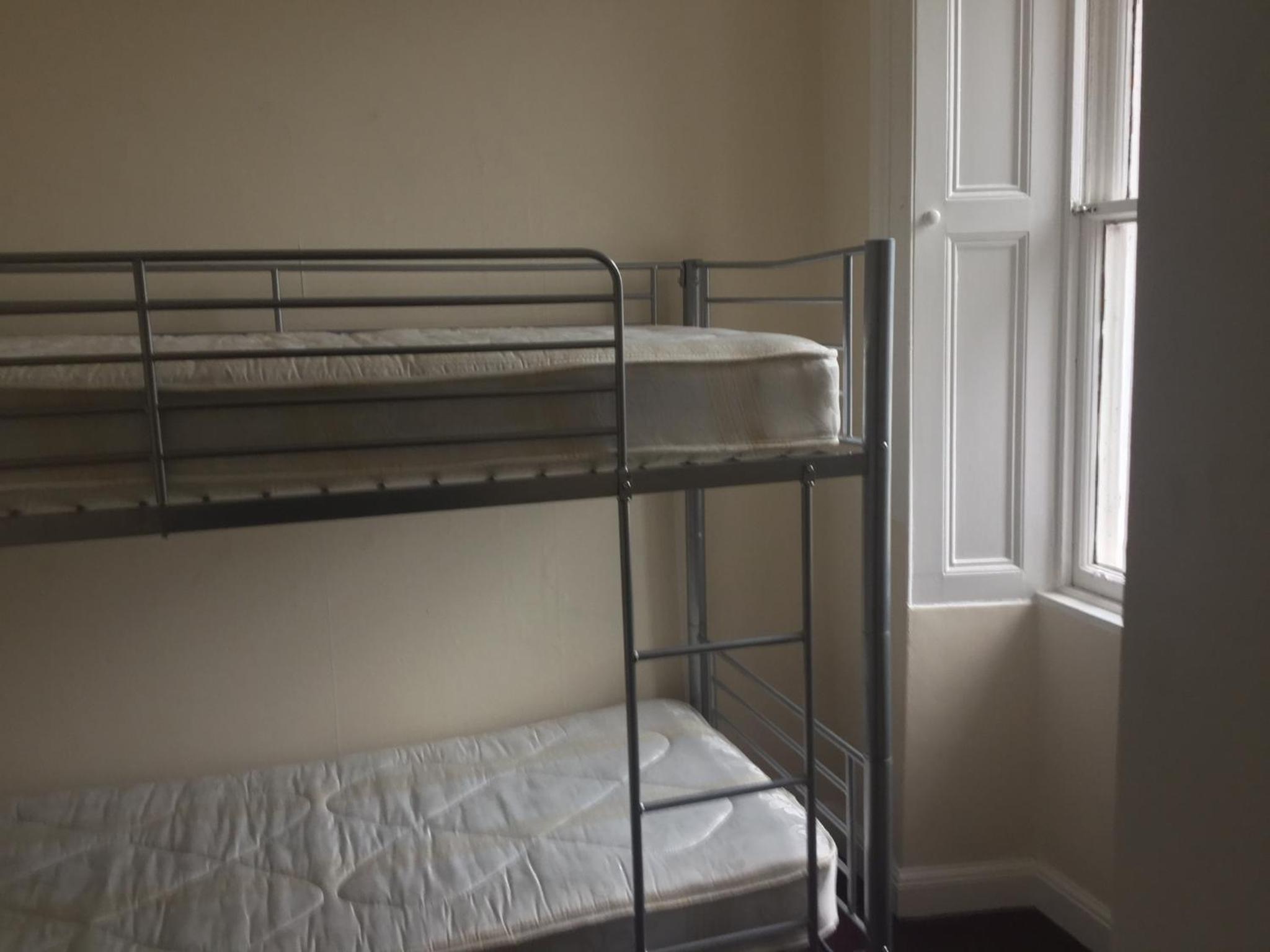 Bed in 4-Bed Mixed Dormitory Room photo 3