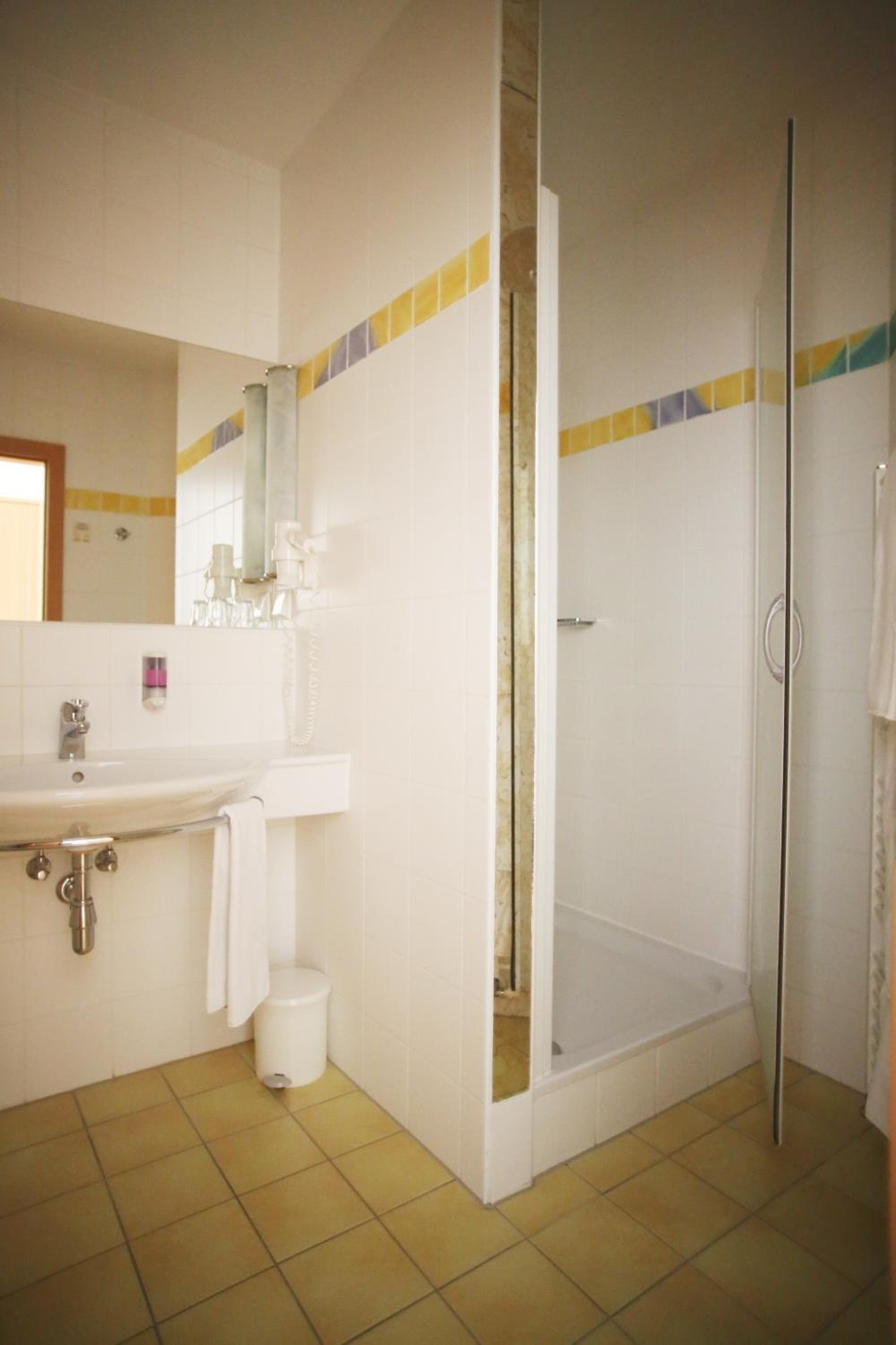 Double Room - Photo 4