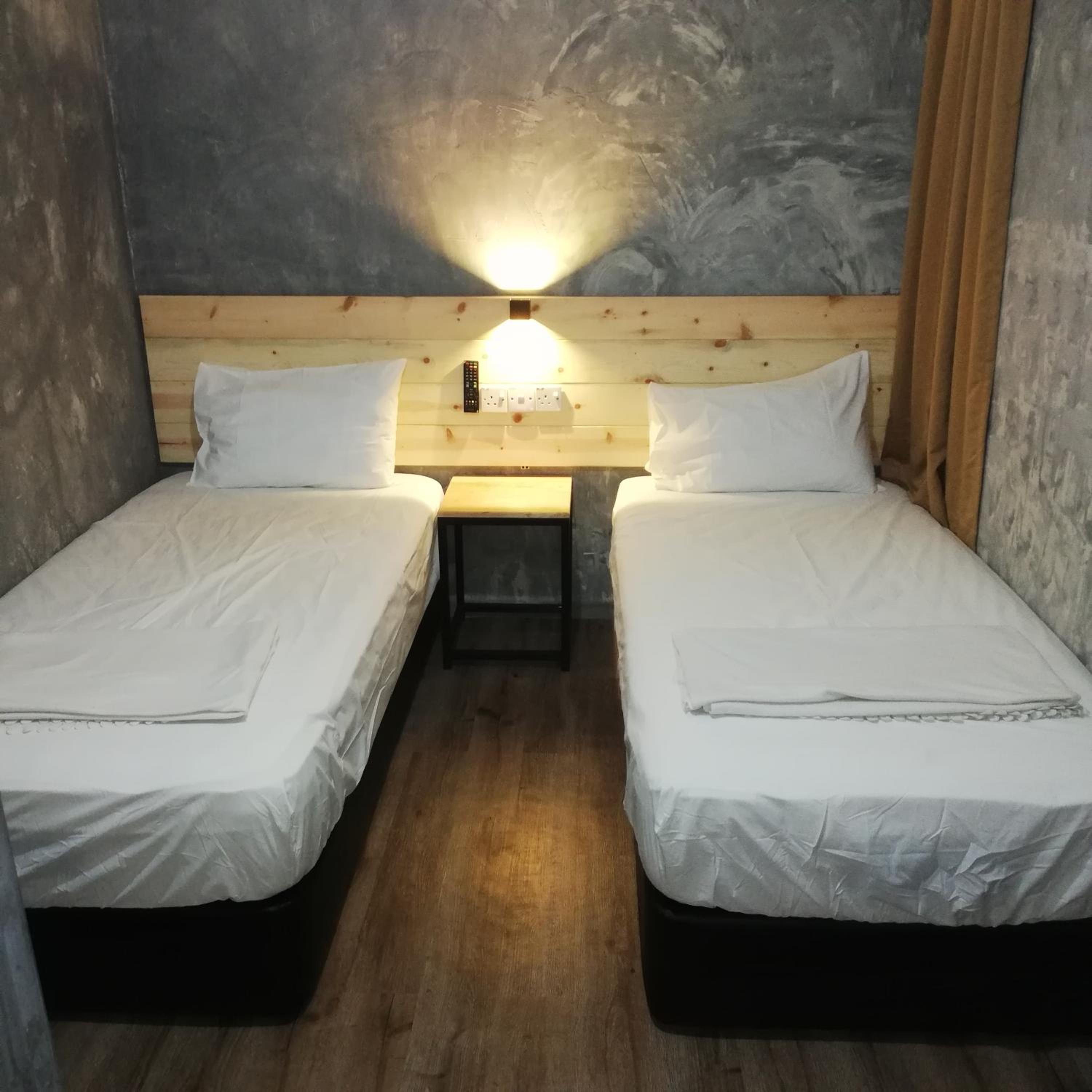 Deluxe Twin Room photo 1