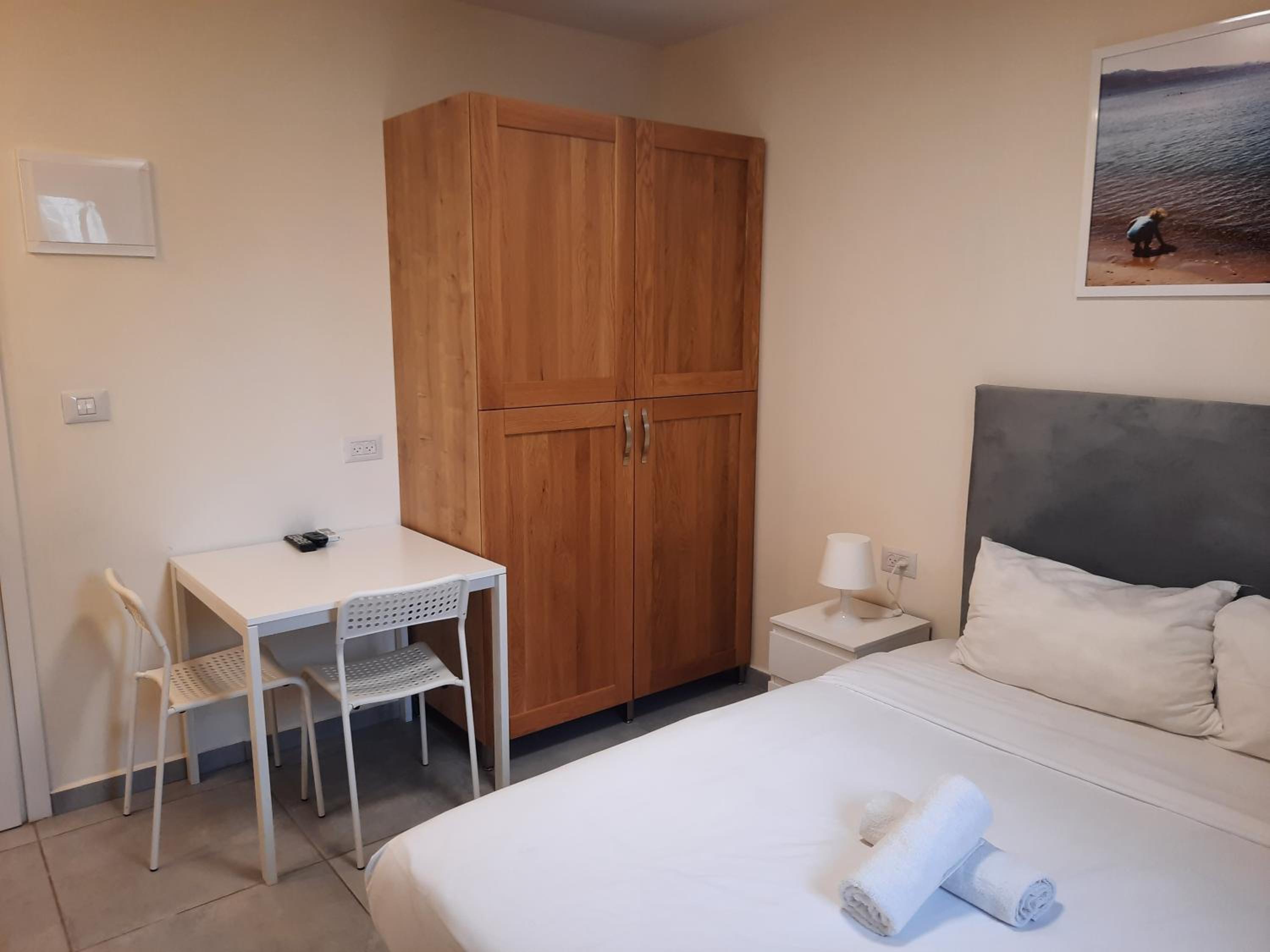 Budget Double Room photo 2