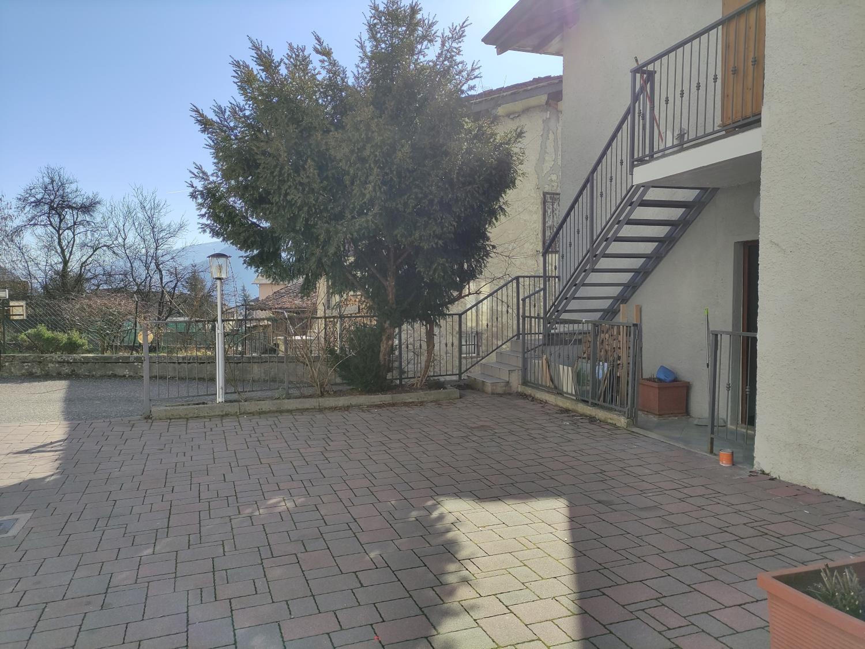 Apartment with Balcony photo 2