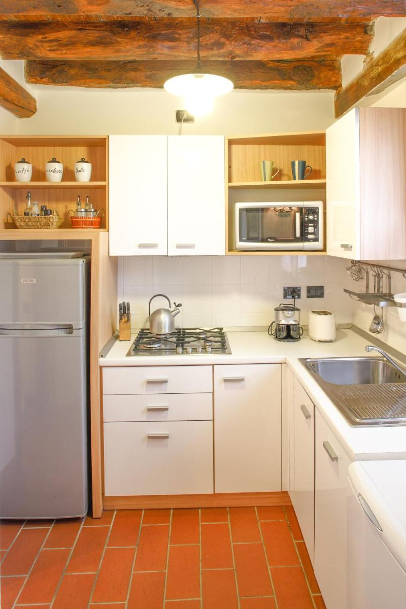 Deluxe Junior Suite photo 2