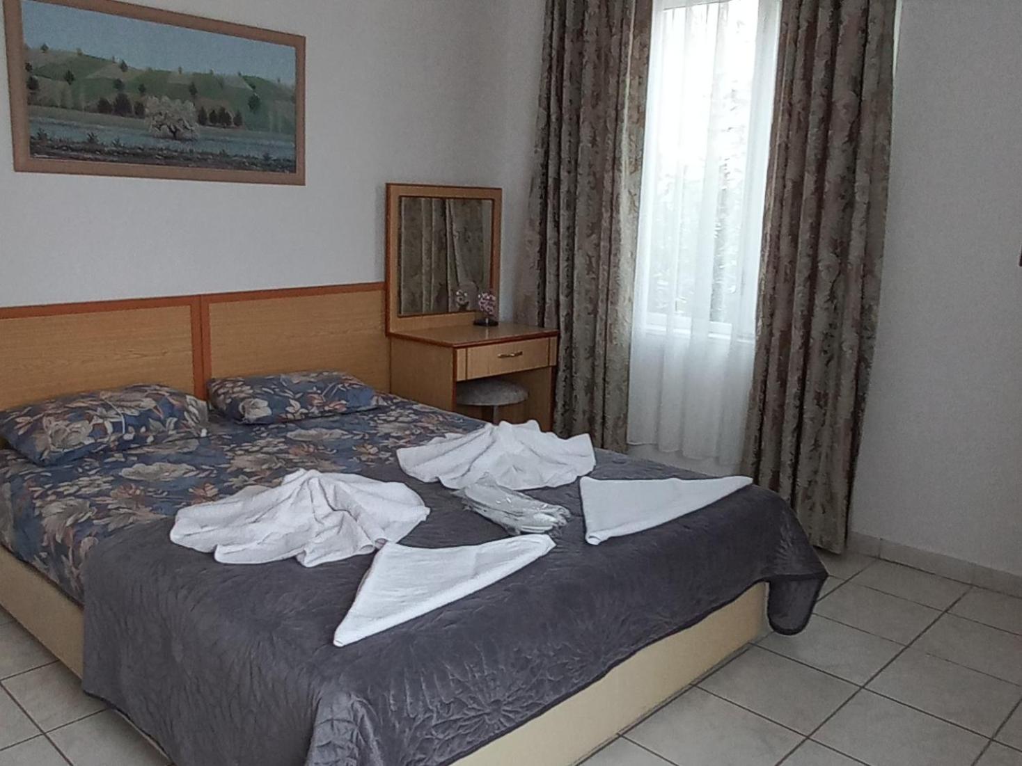 One-Bedroom House - Photo 15