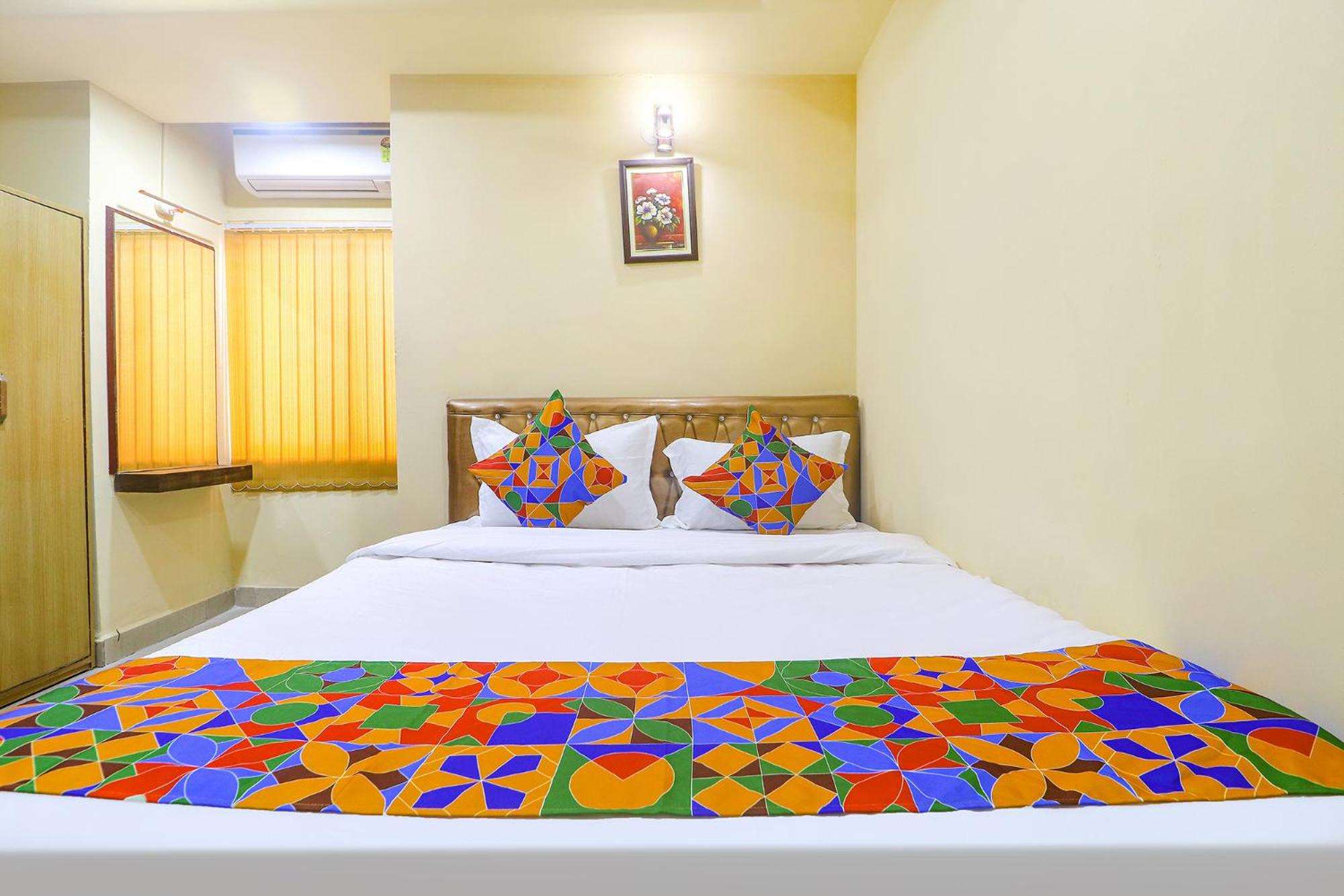 Deluxe Room - Photo 4