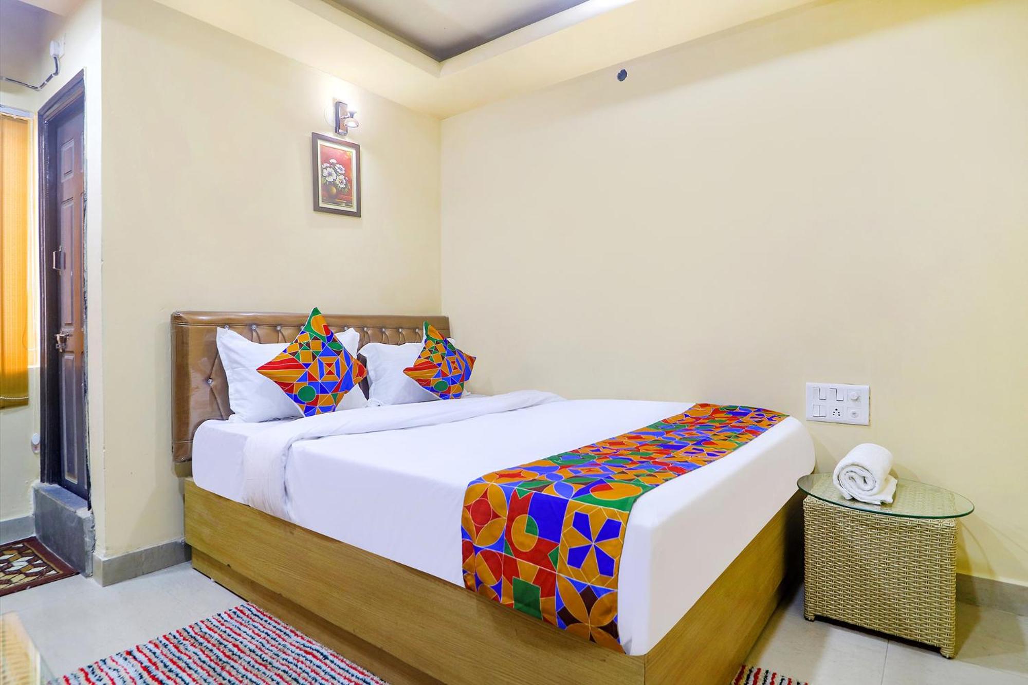 Deluxe Room - Photo 1