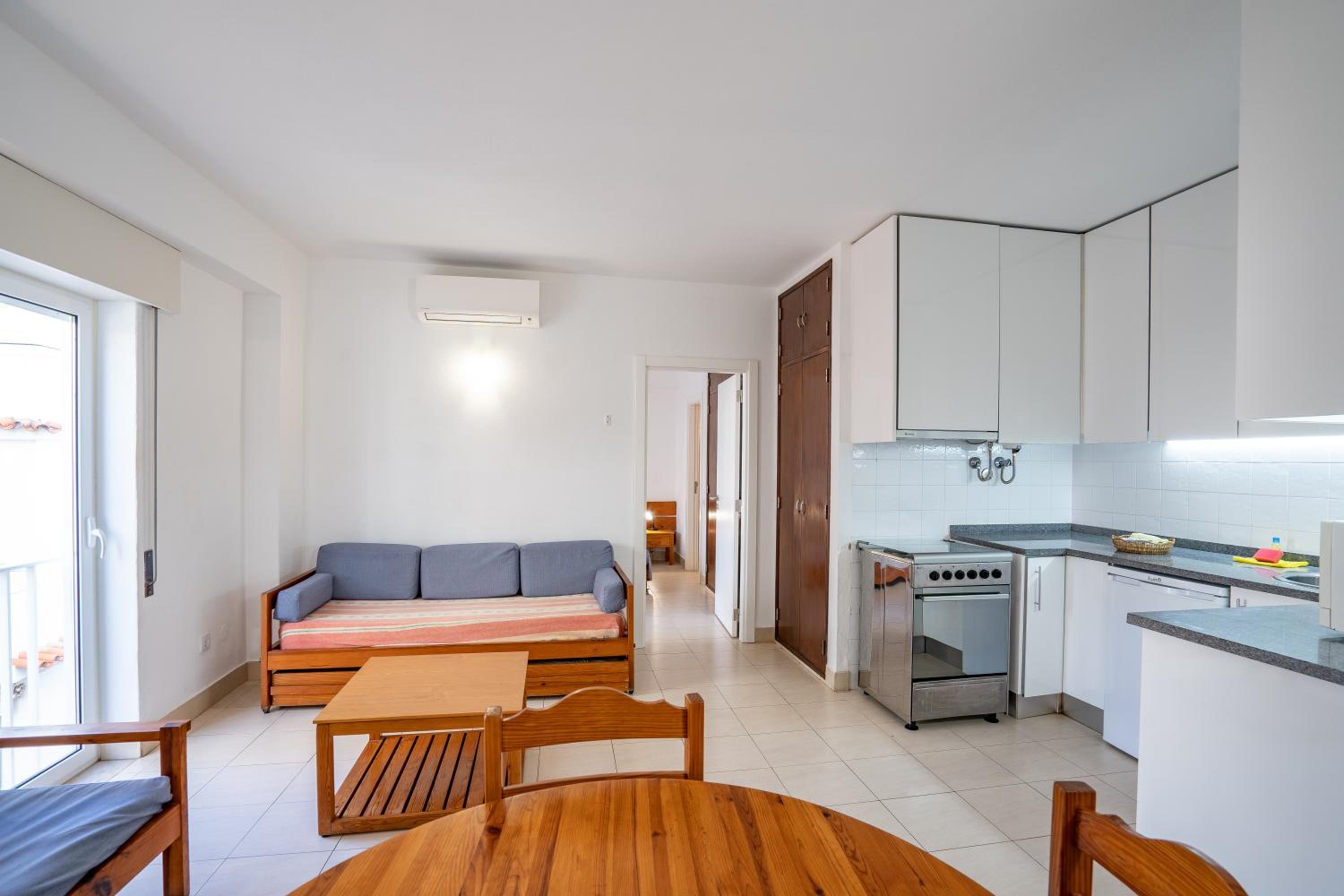 Two-Bedroom Apartment - Photo 2