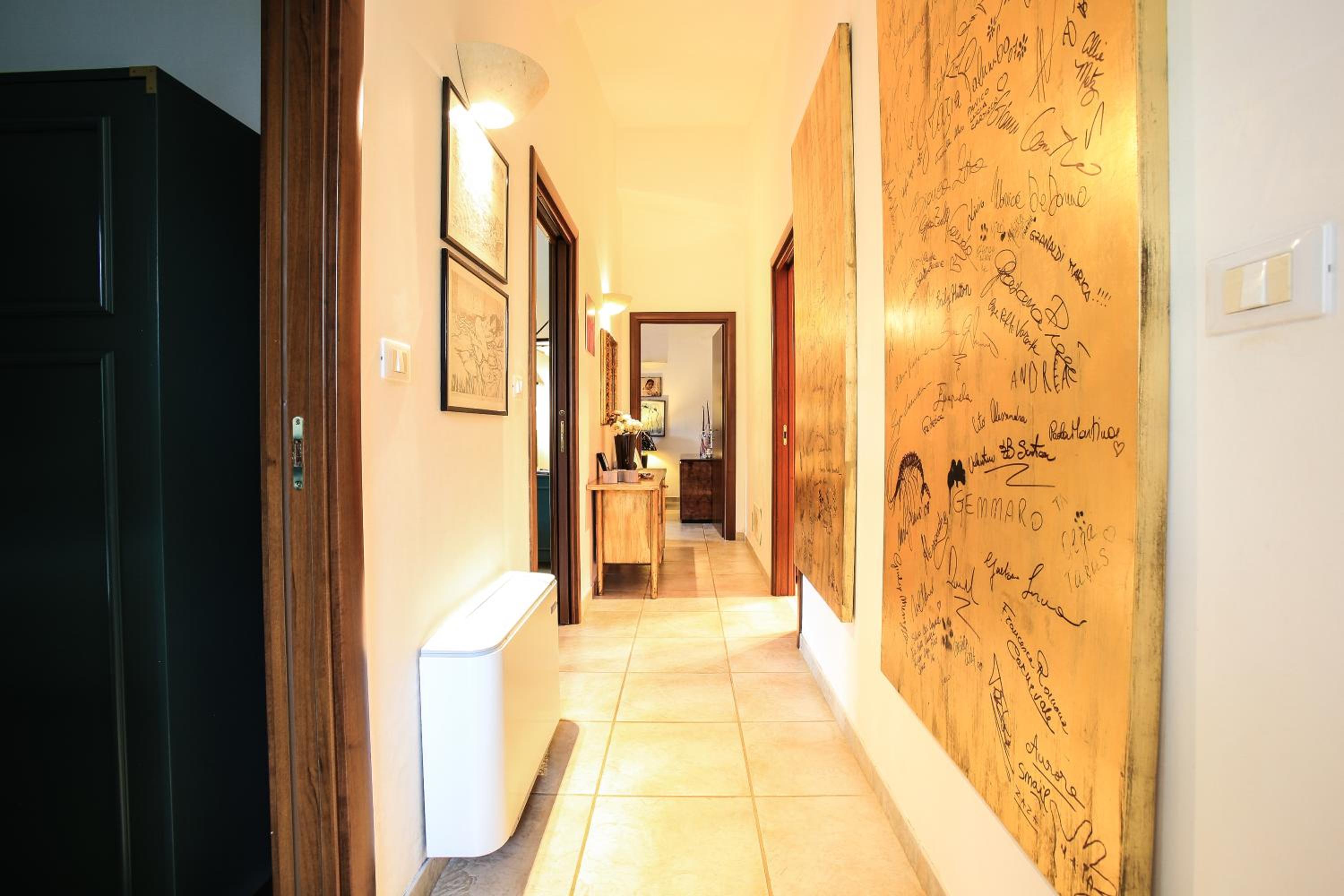 Three-Bedroom Villa photo 1