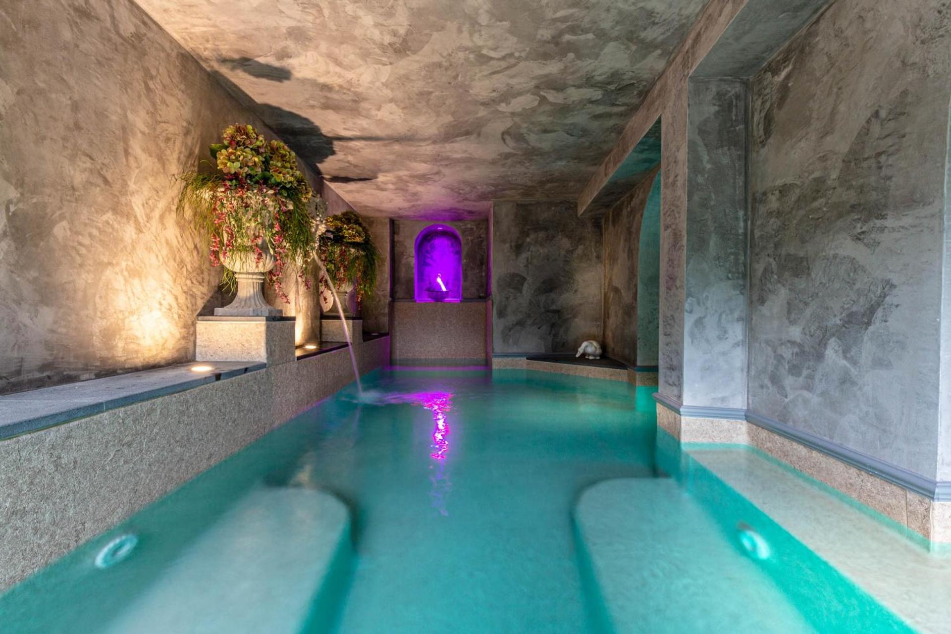Villa photo 2