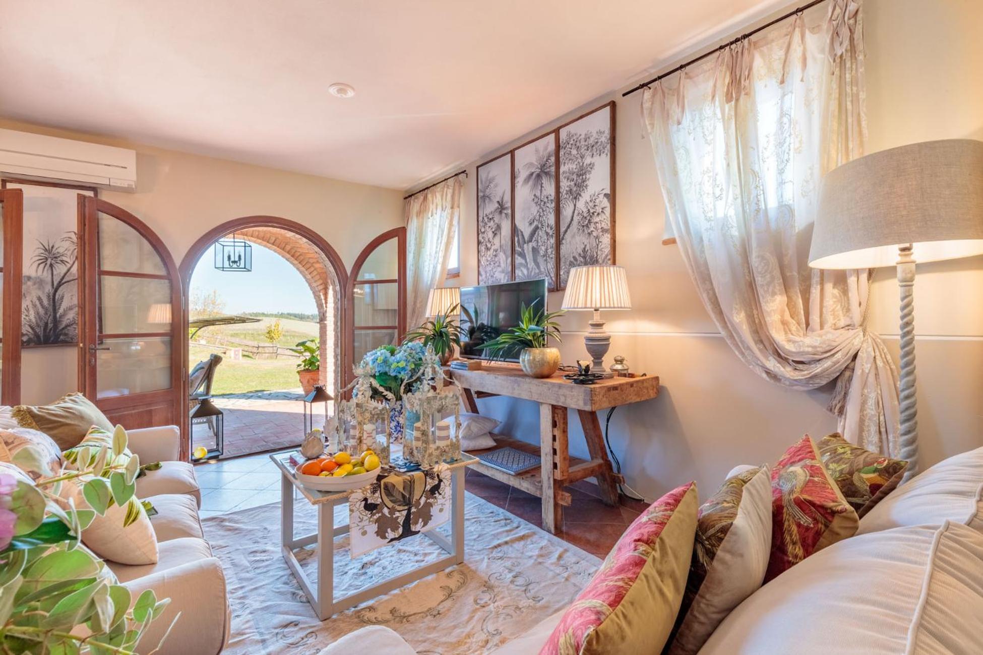 Villa photo 1