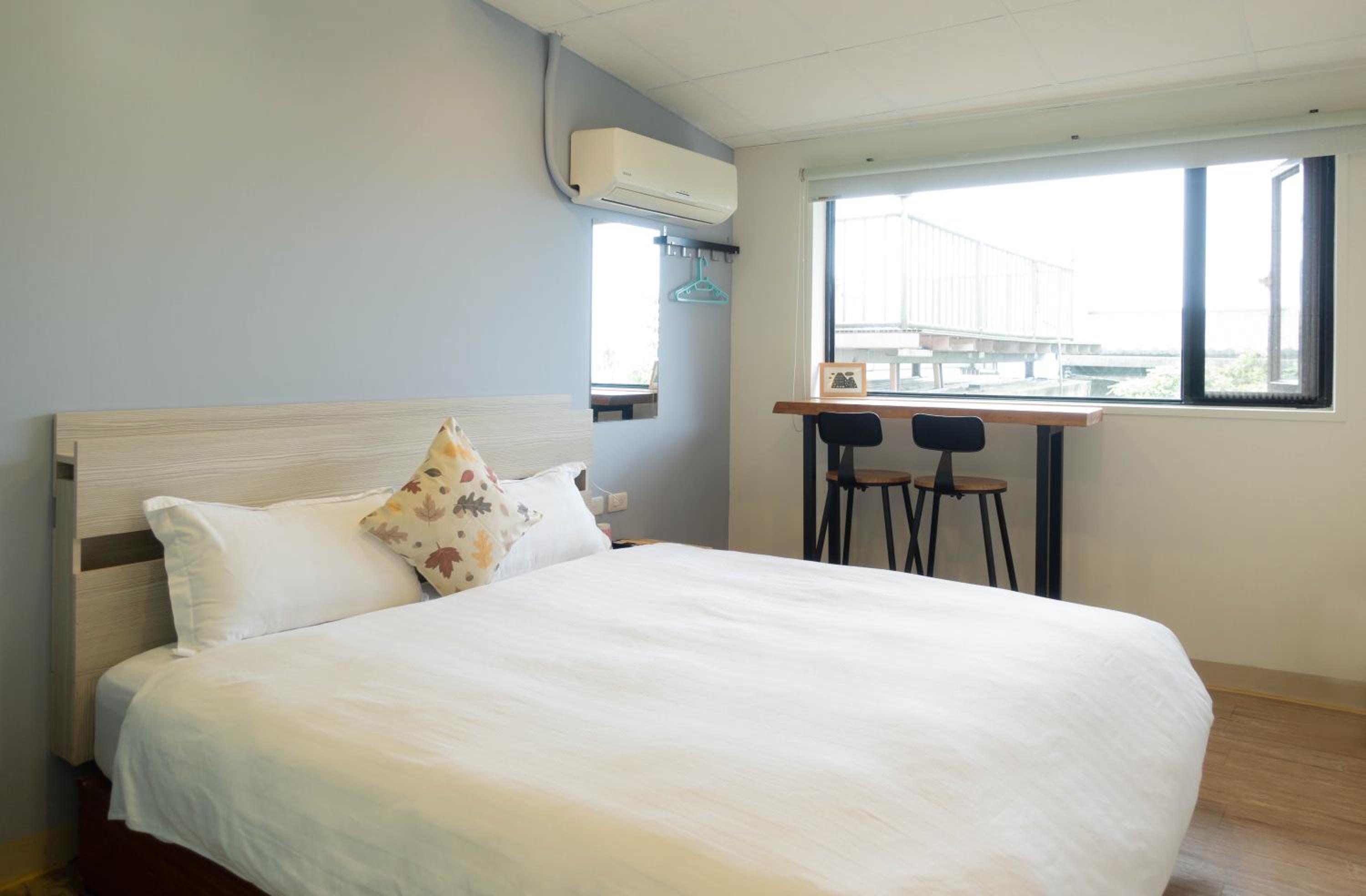 Deluxe Double Room with Shower photo 1