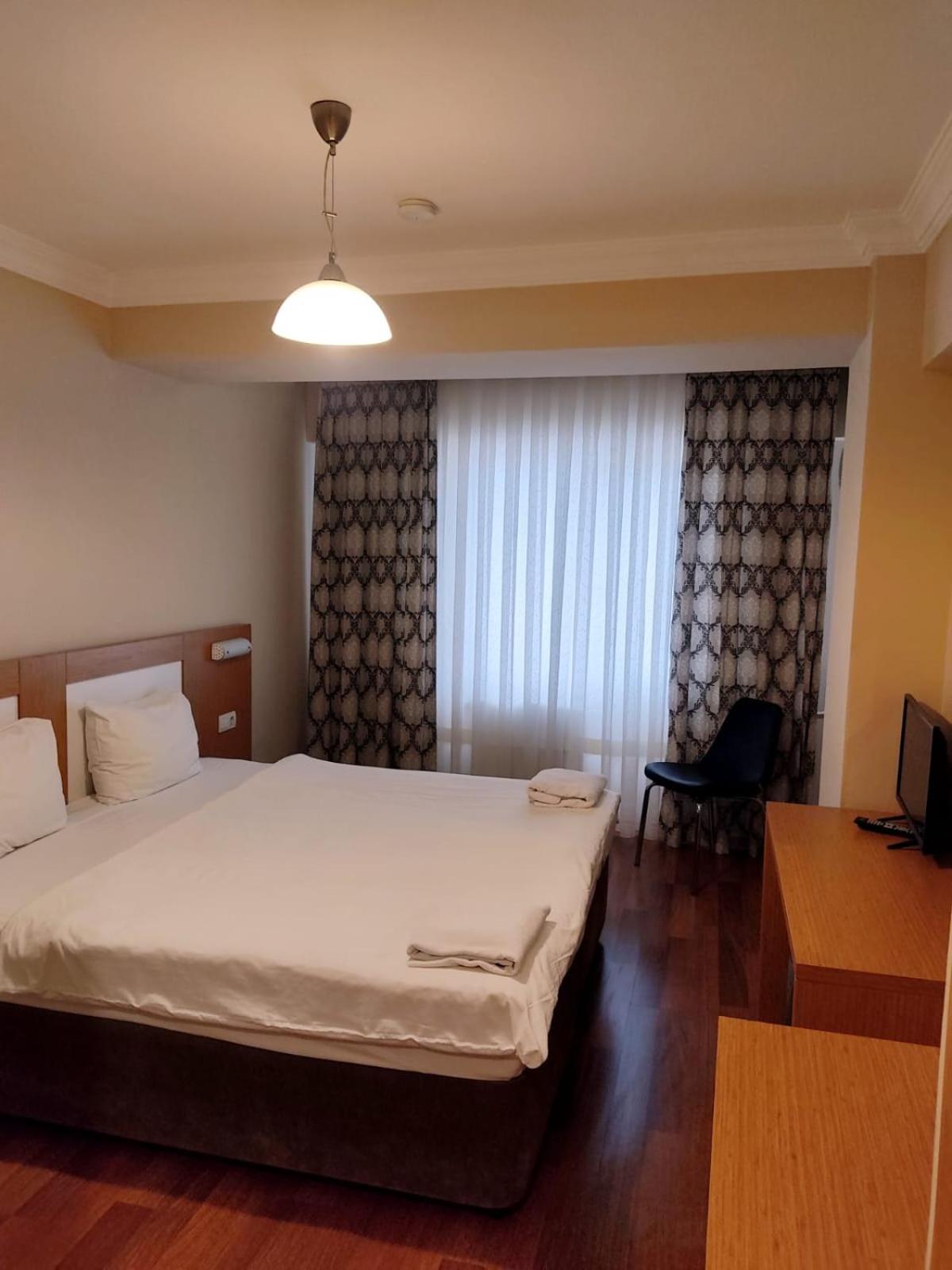 Standard Double Room photo 3