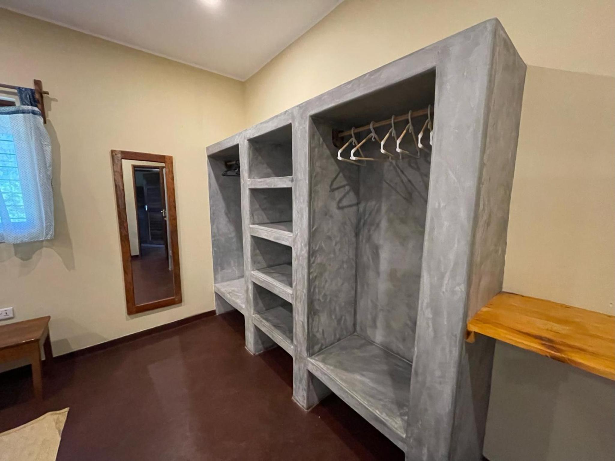One-Bedroom Apartment - Photo 111