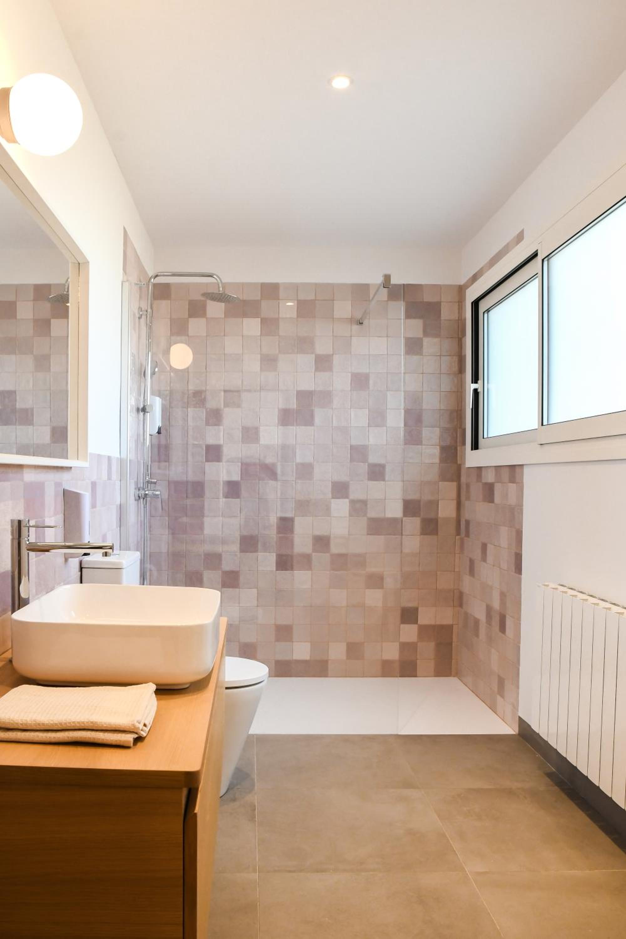 Deluxe Double or Twin Room photo 2