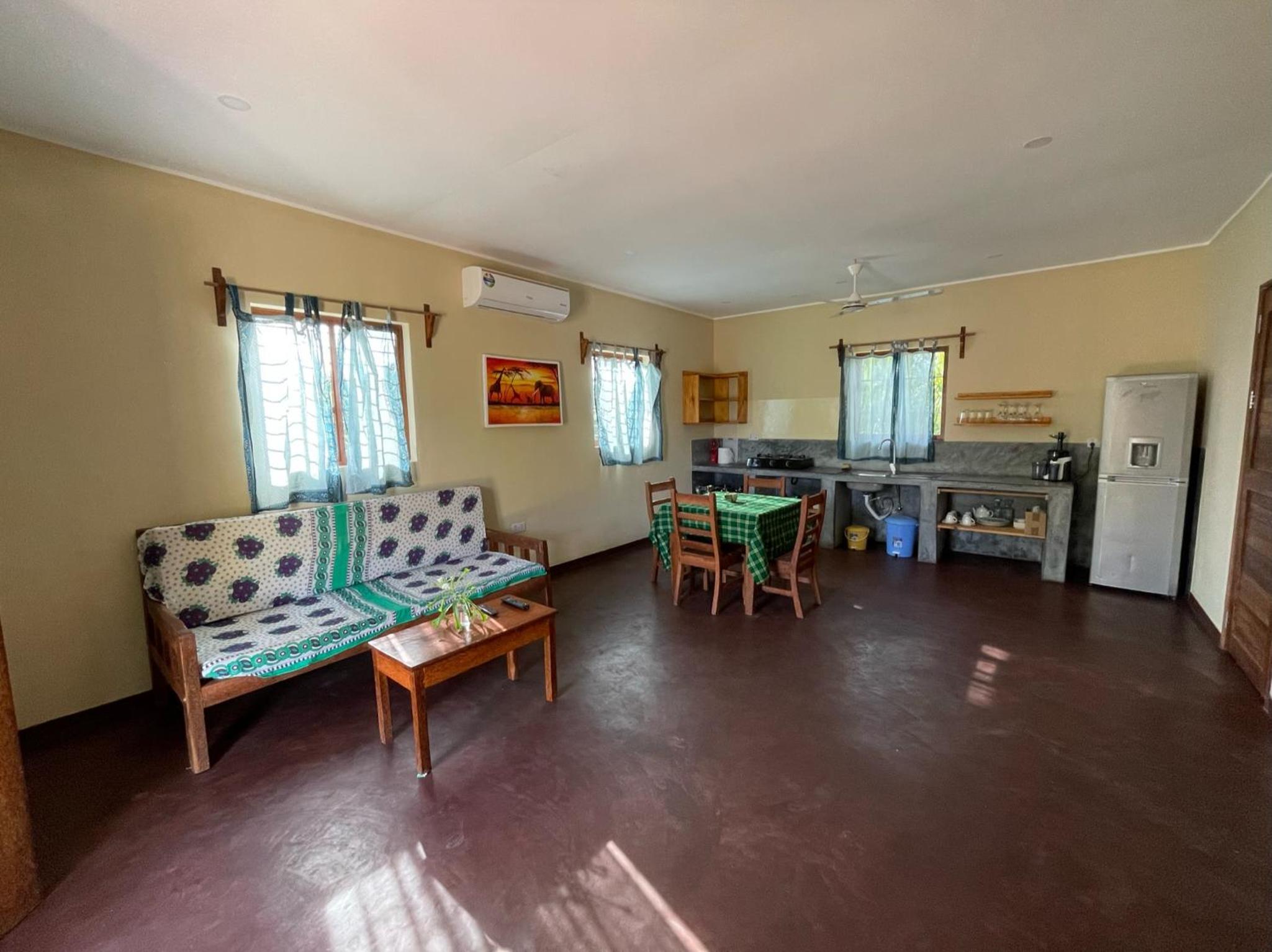 One-Bedroom Apartment - Photo 116