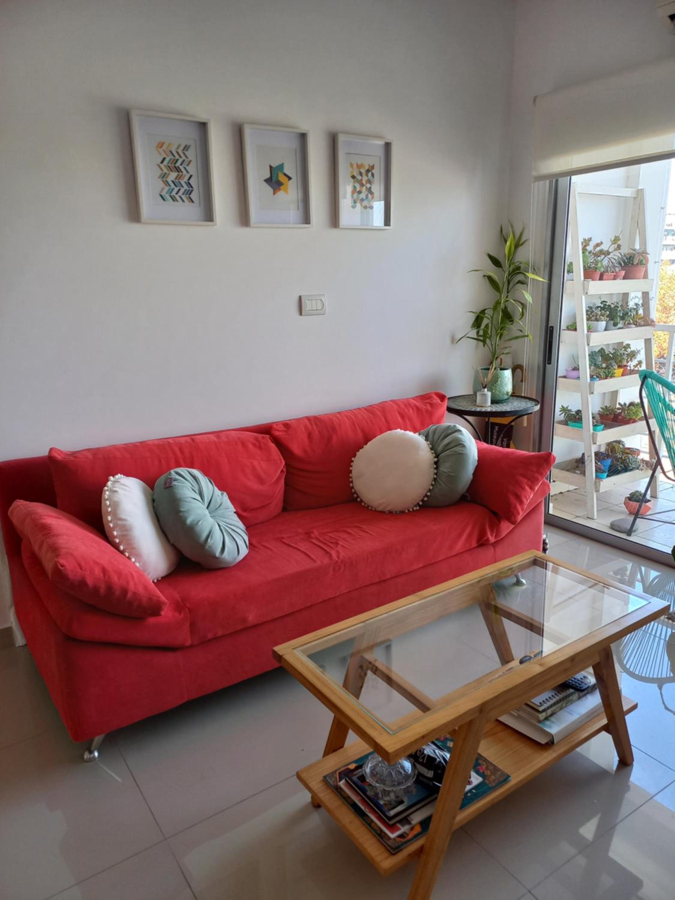 One-Bedroom Apartment photo 3