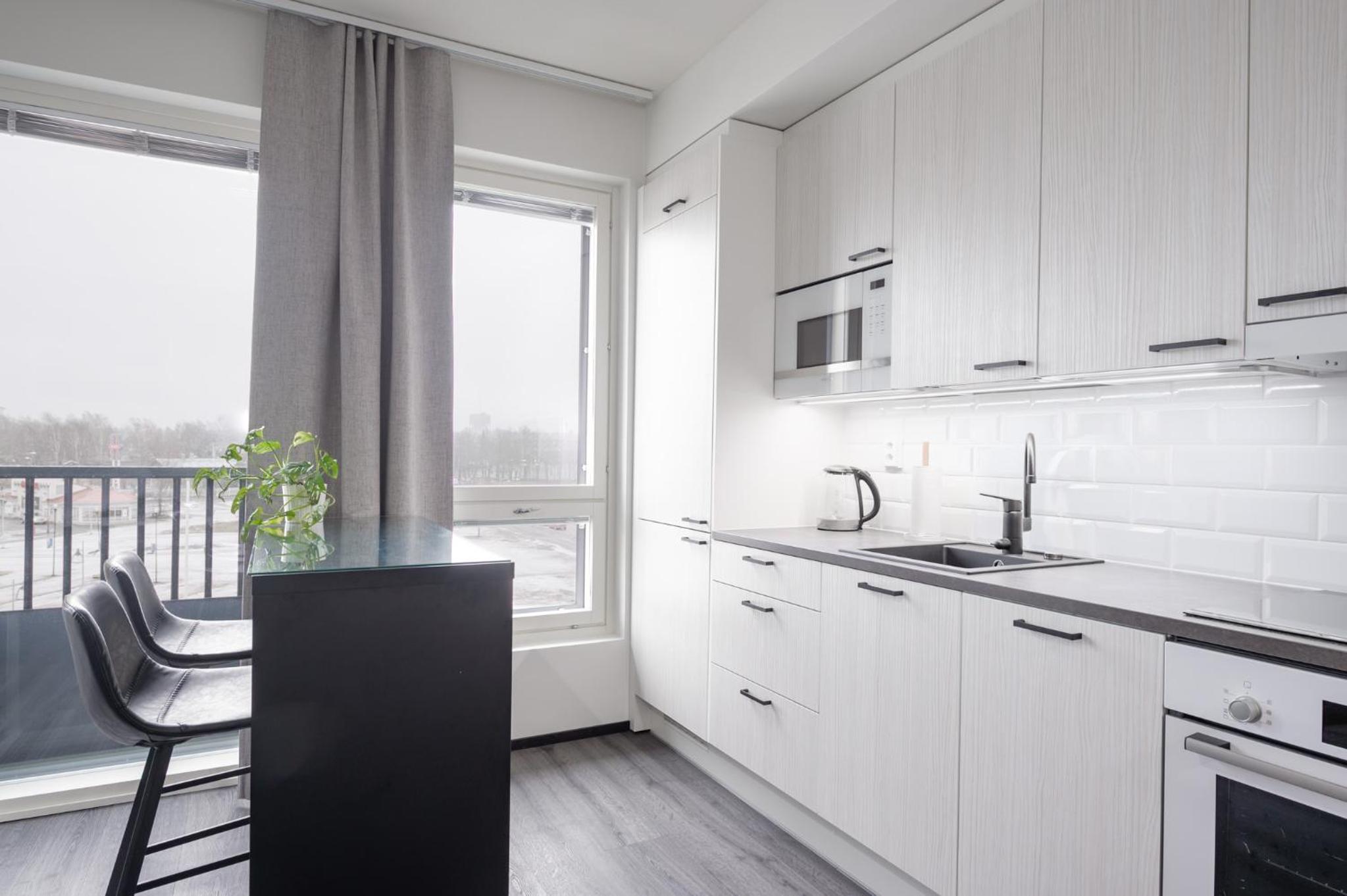 One-Bedroom Apartment - Photo 9