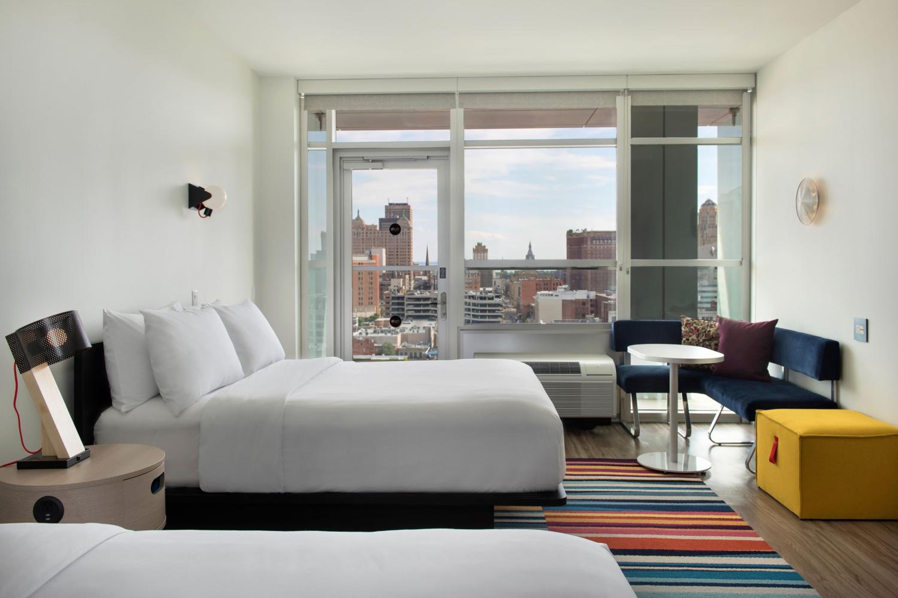 Aloft Balcony, Guest room, 2 Double, Balcony - Photo 1