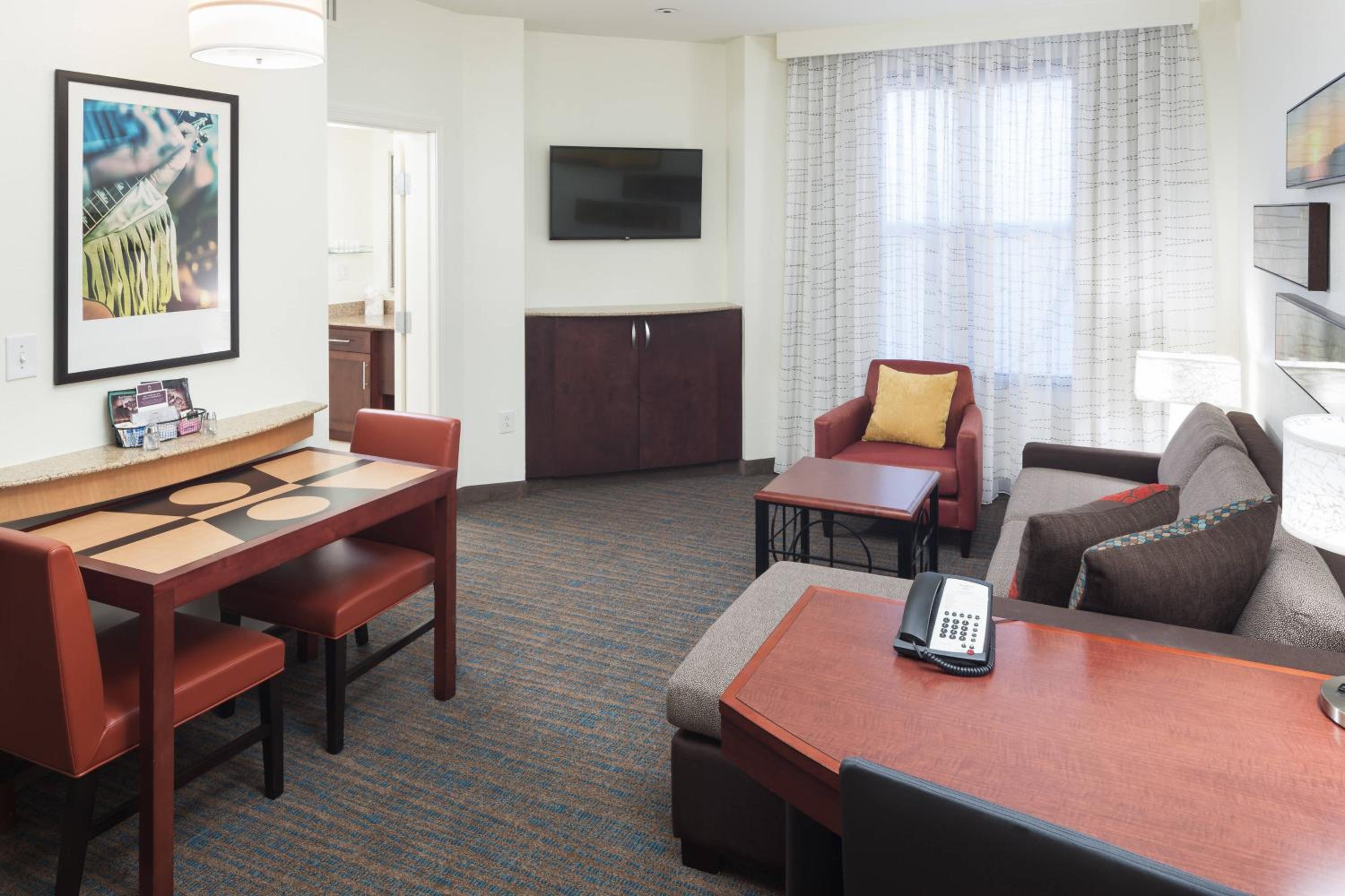 One-Bedroom King Suite with Sofa Bed - Photo 2