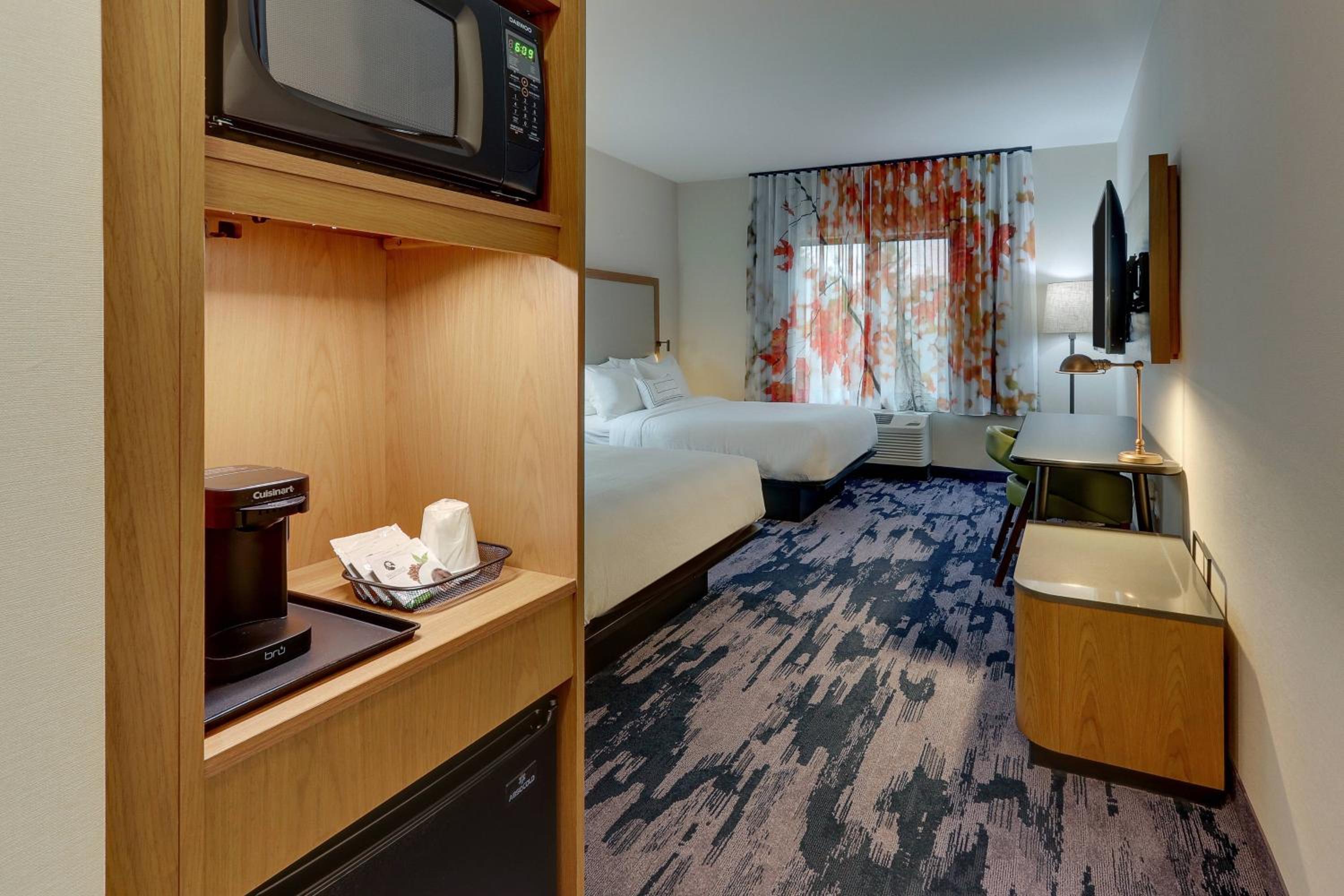 Double Queen Room - Photo 5