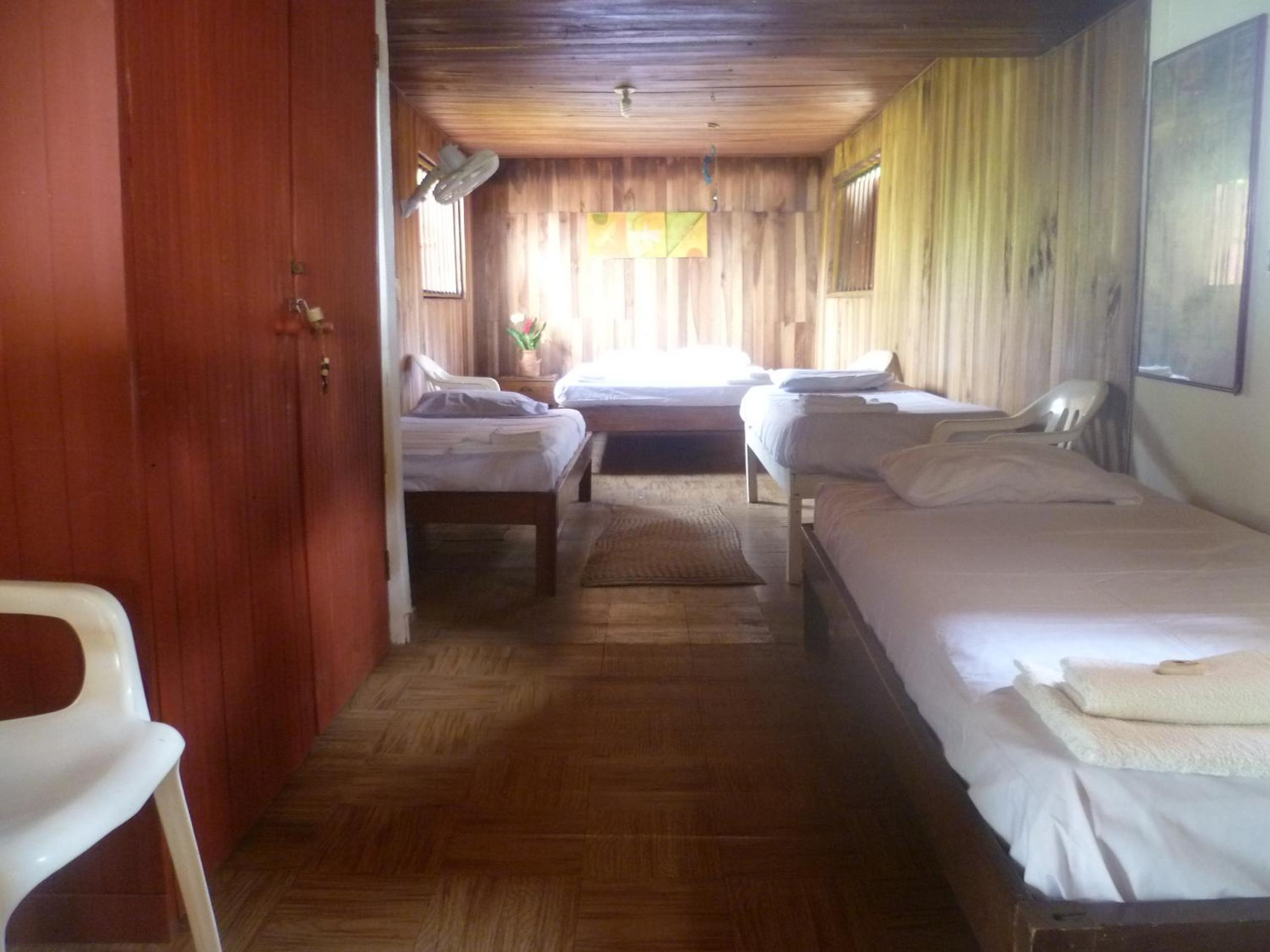 Quadruple Room with Bathroom photo 3