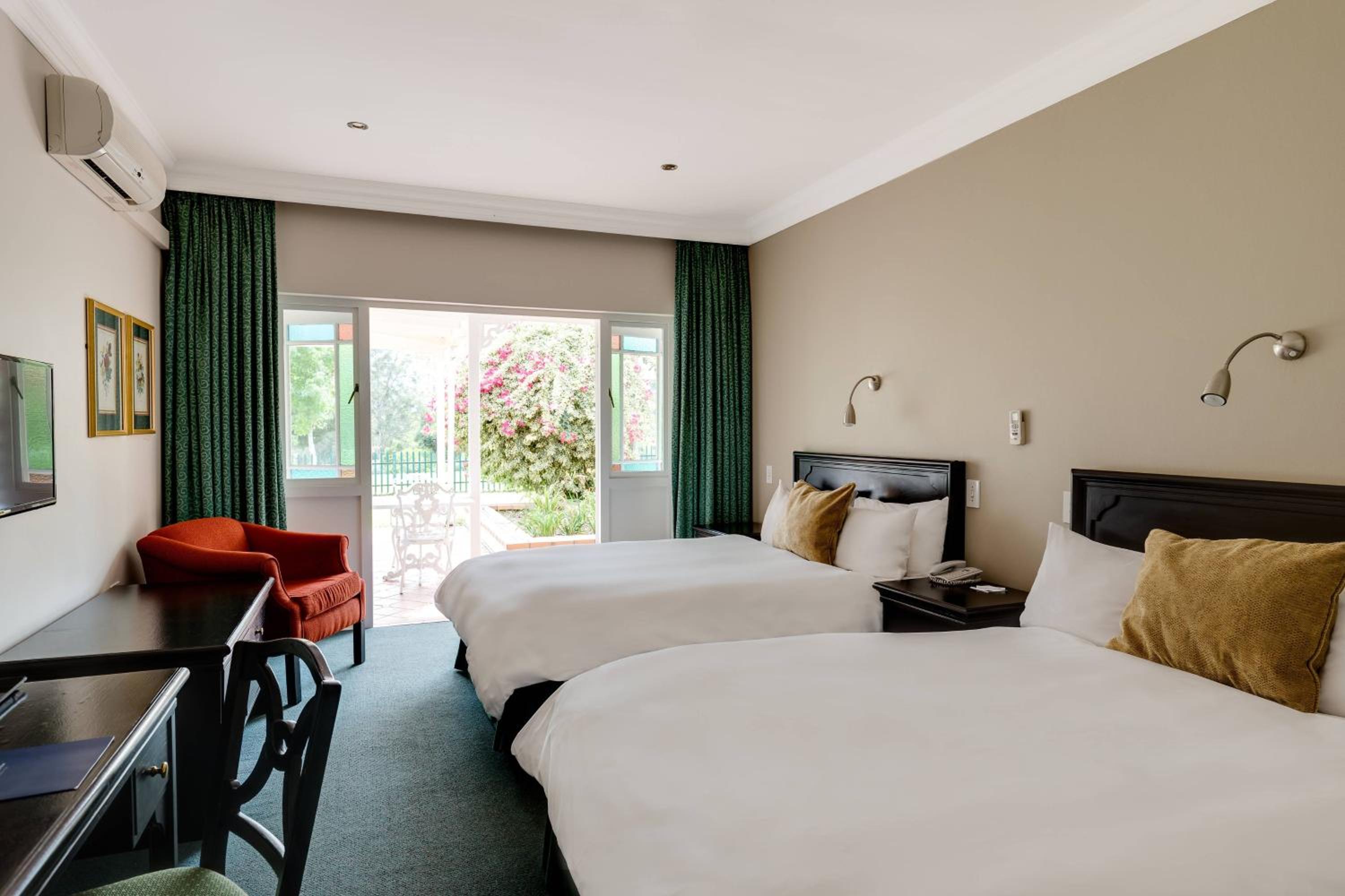 Standard Room - Photo 1