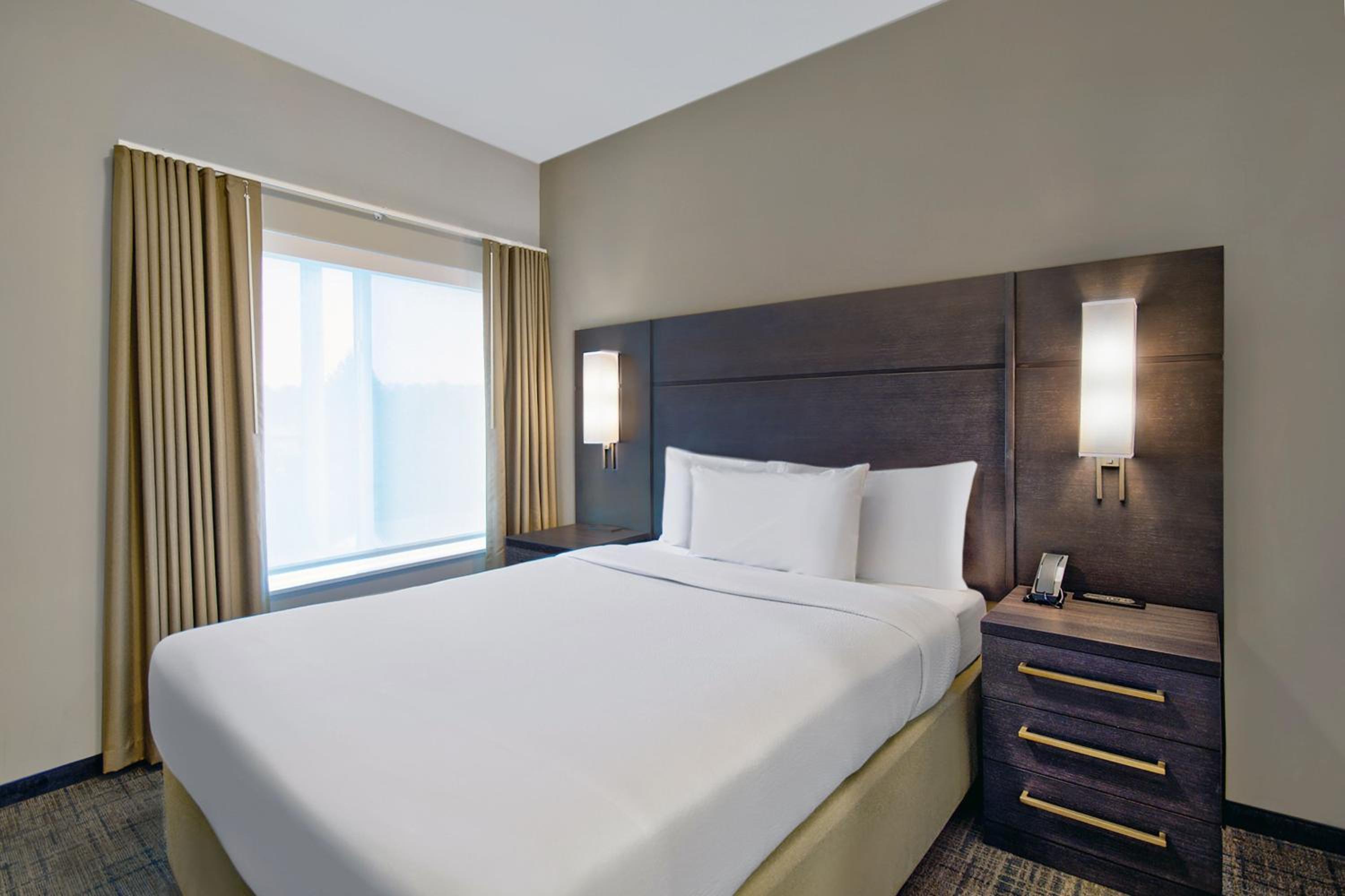 2 Bedroom Suite