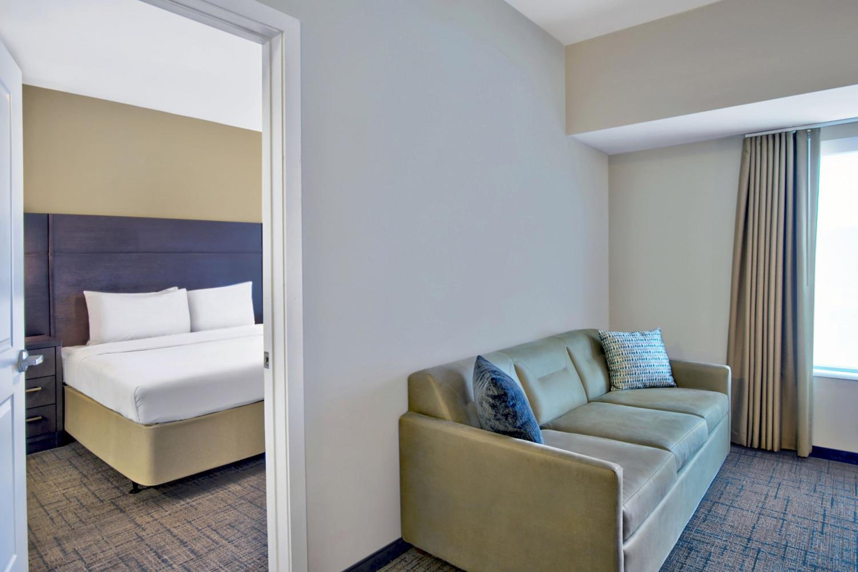 One-Bedroom King Suite with Sofa Bed - Photo 3