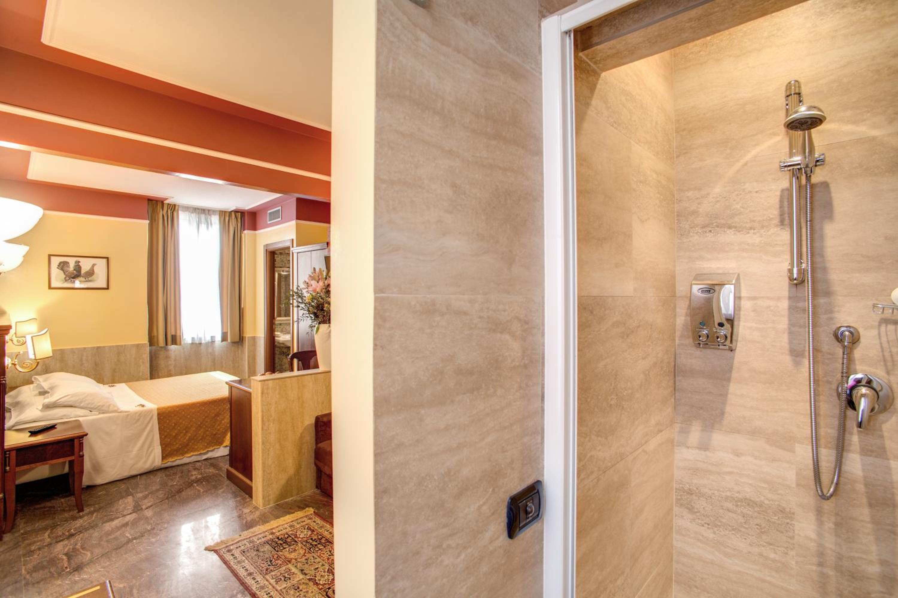 Triple Room photo 3