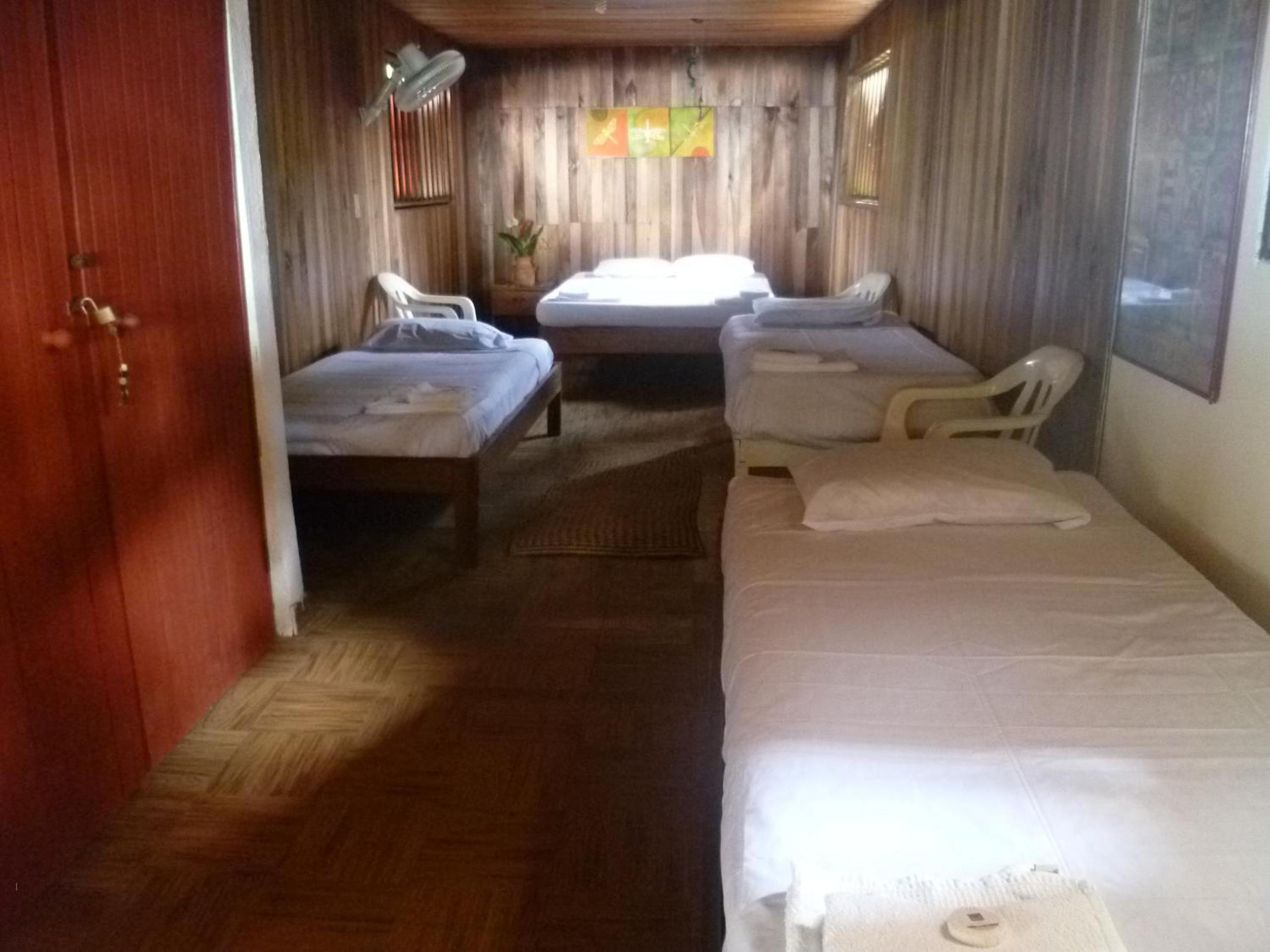 Quadruple Room with Bathroom photo 2