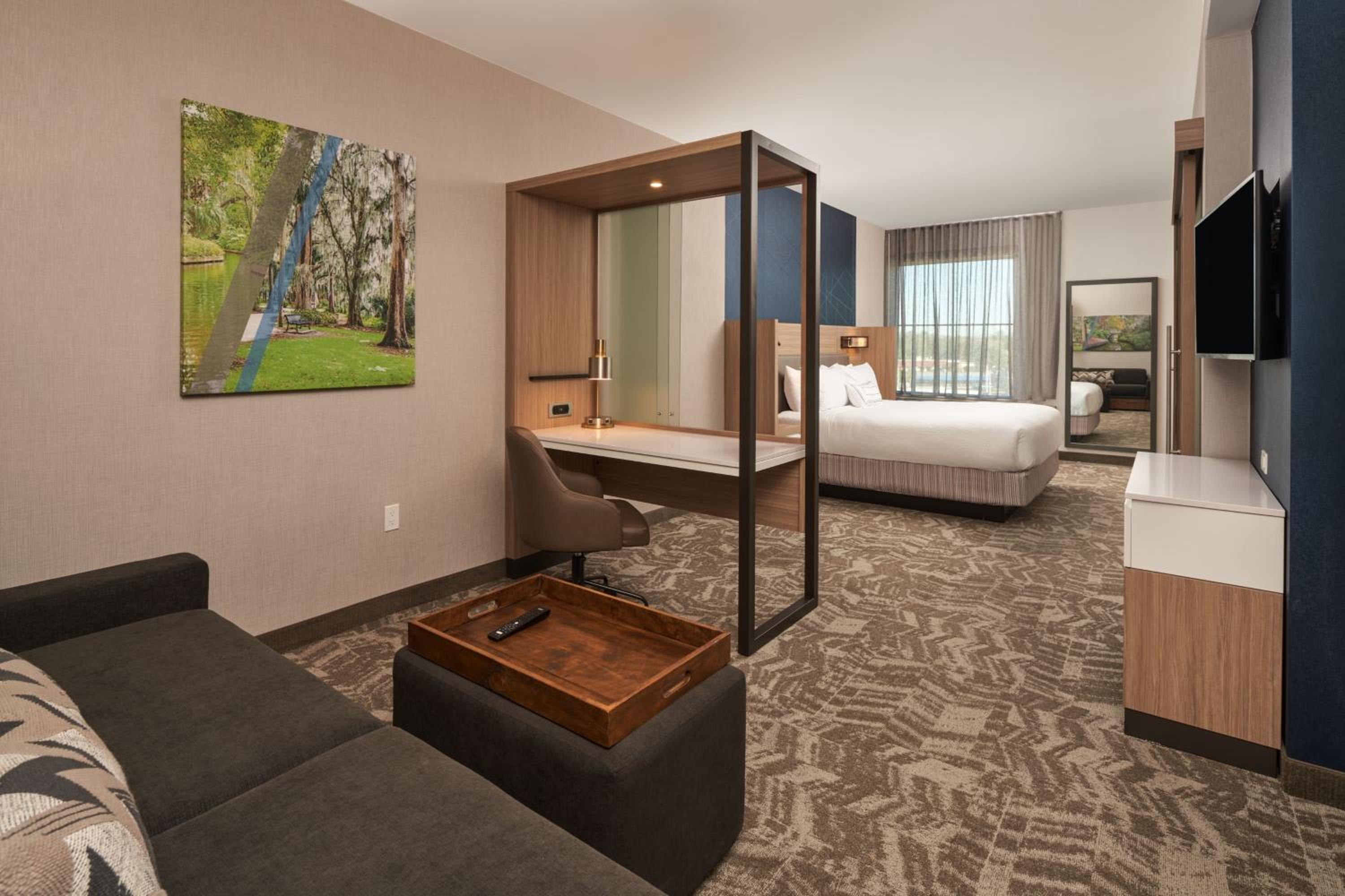 Suite Lit King-Size avec Lit Gigogne