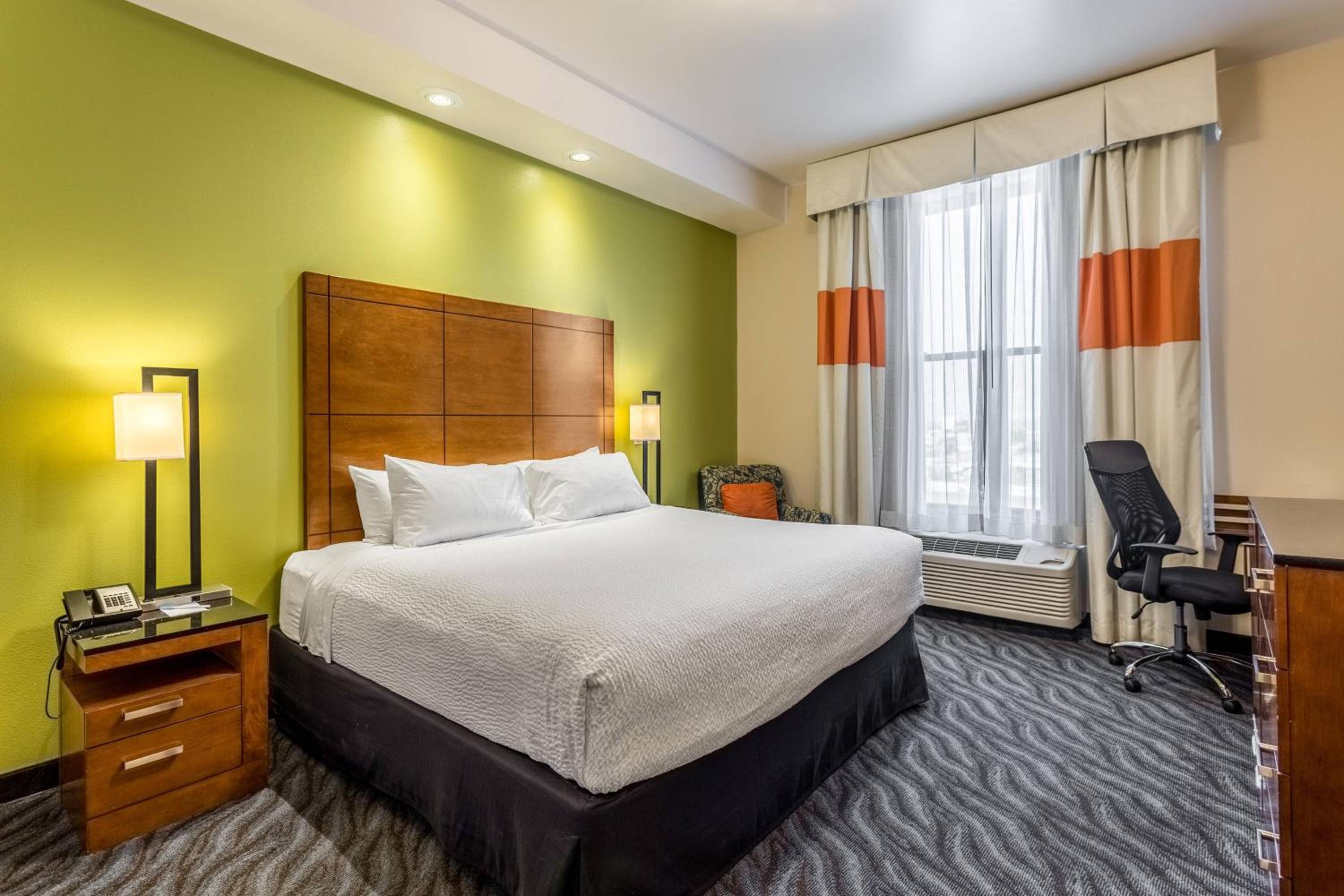 King Room - Photo 1