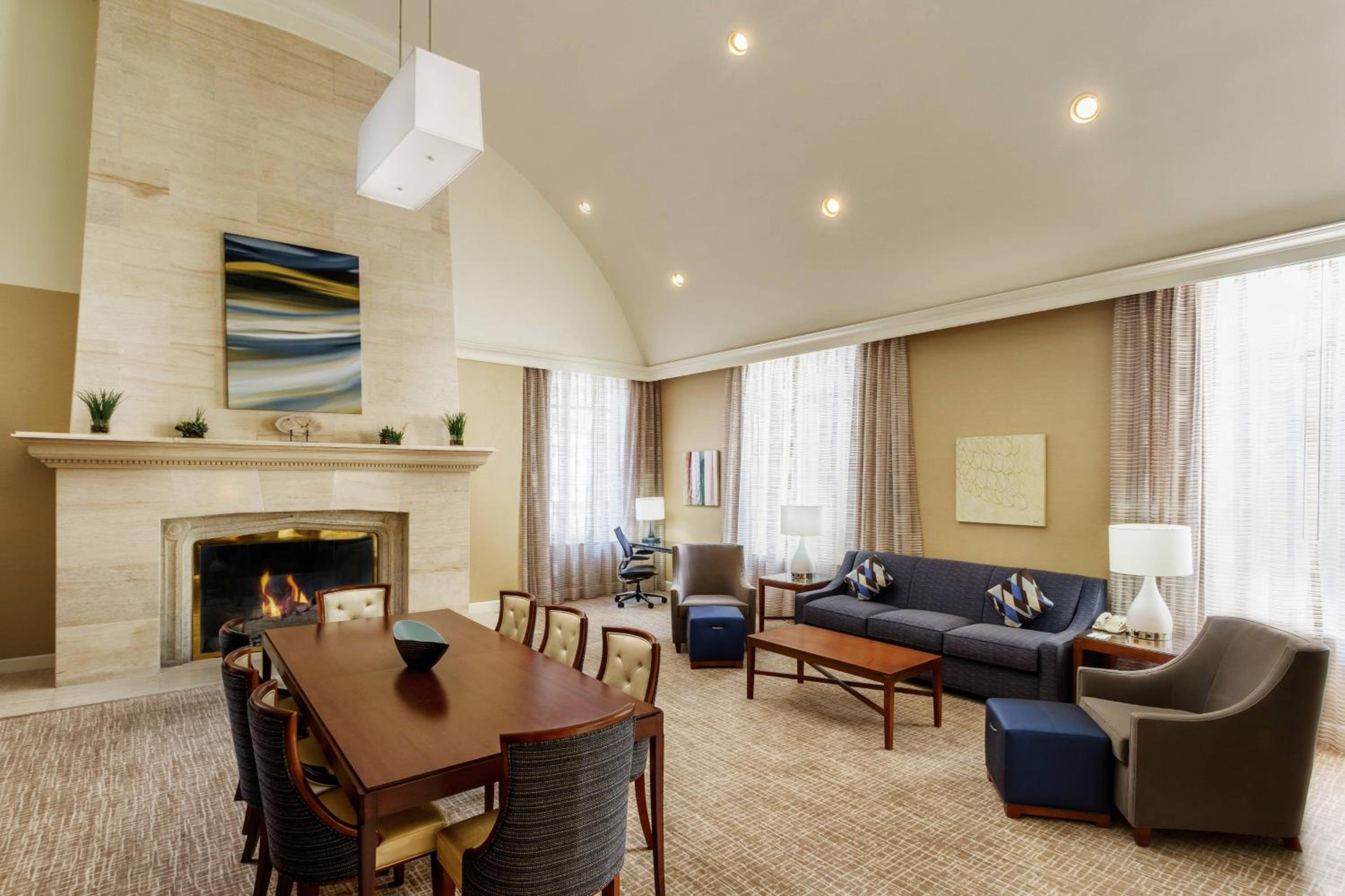 1 Bedroom Presidential Suite, King, City View, Top Floor