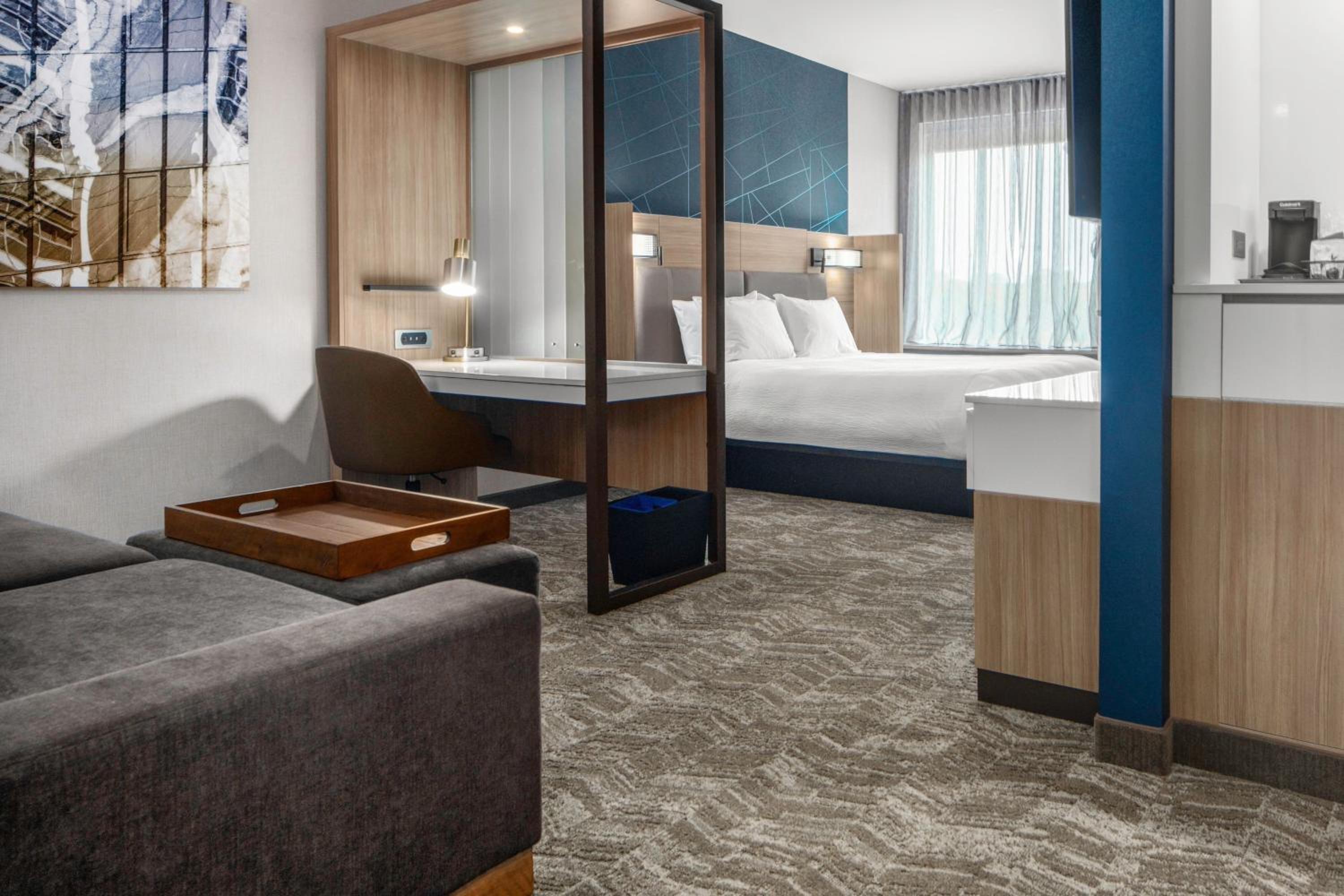 King Suite with Trundle Bed - Photo 1