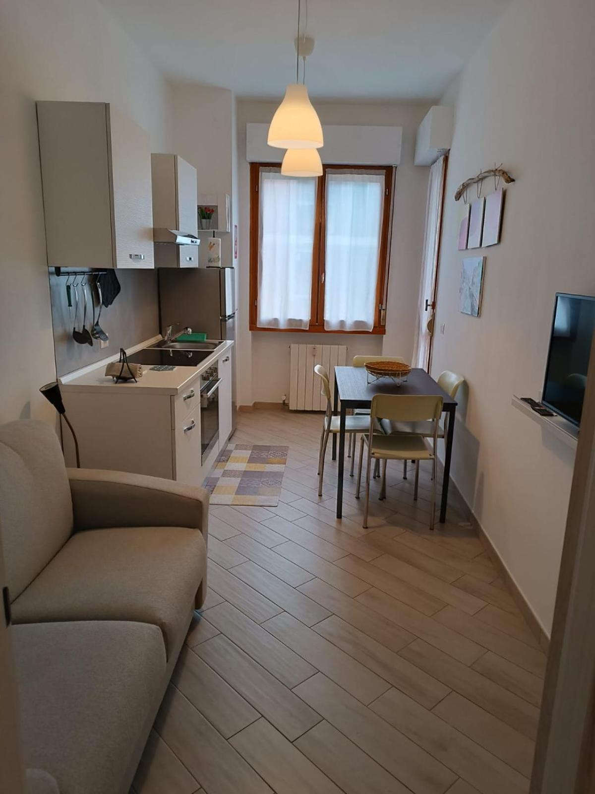 One-Bedroom Apartment photo 3