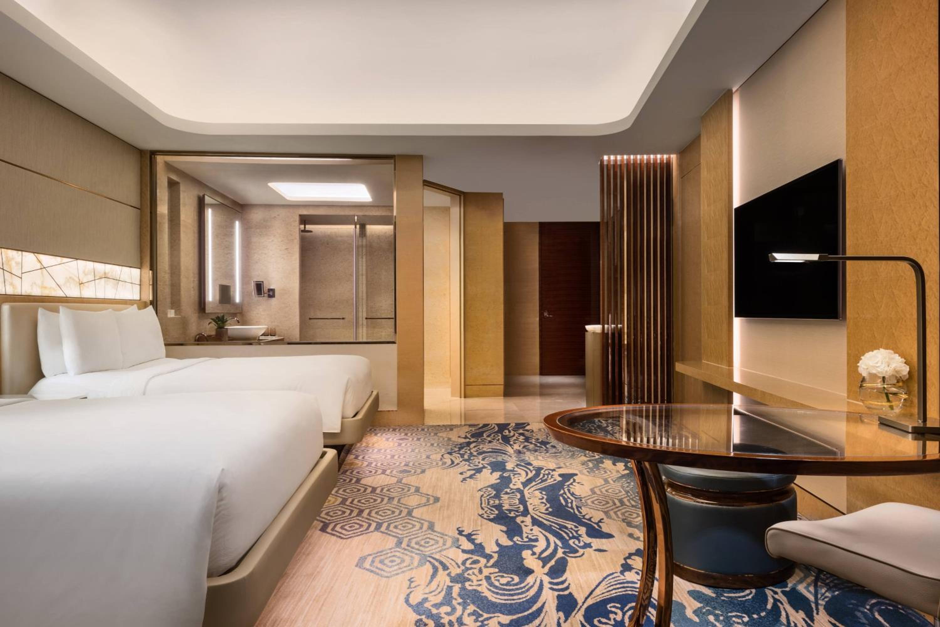 Executive 2 Double beds with Executive Lounge Access photo 1