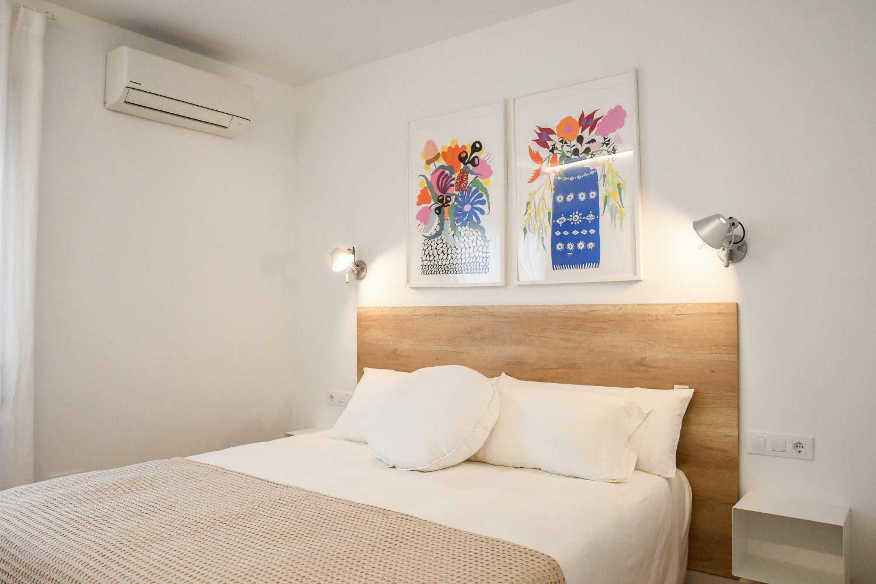 Deluxe King Room photo 3