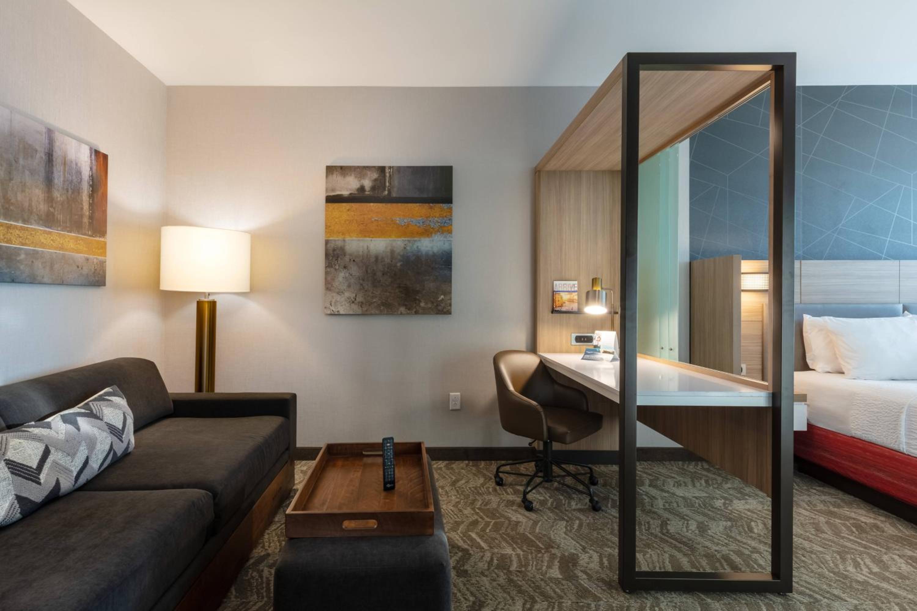 Suite with Two Queen Beds - Hearing Accessible photo 1