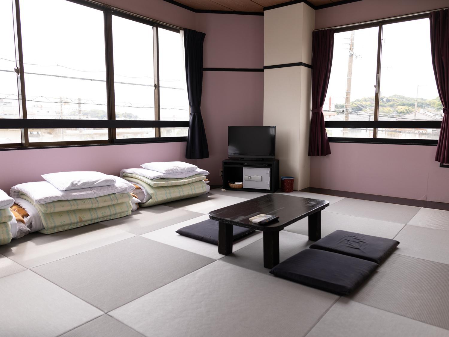 Japanese-Style Quadruple Room