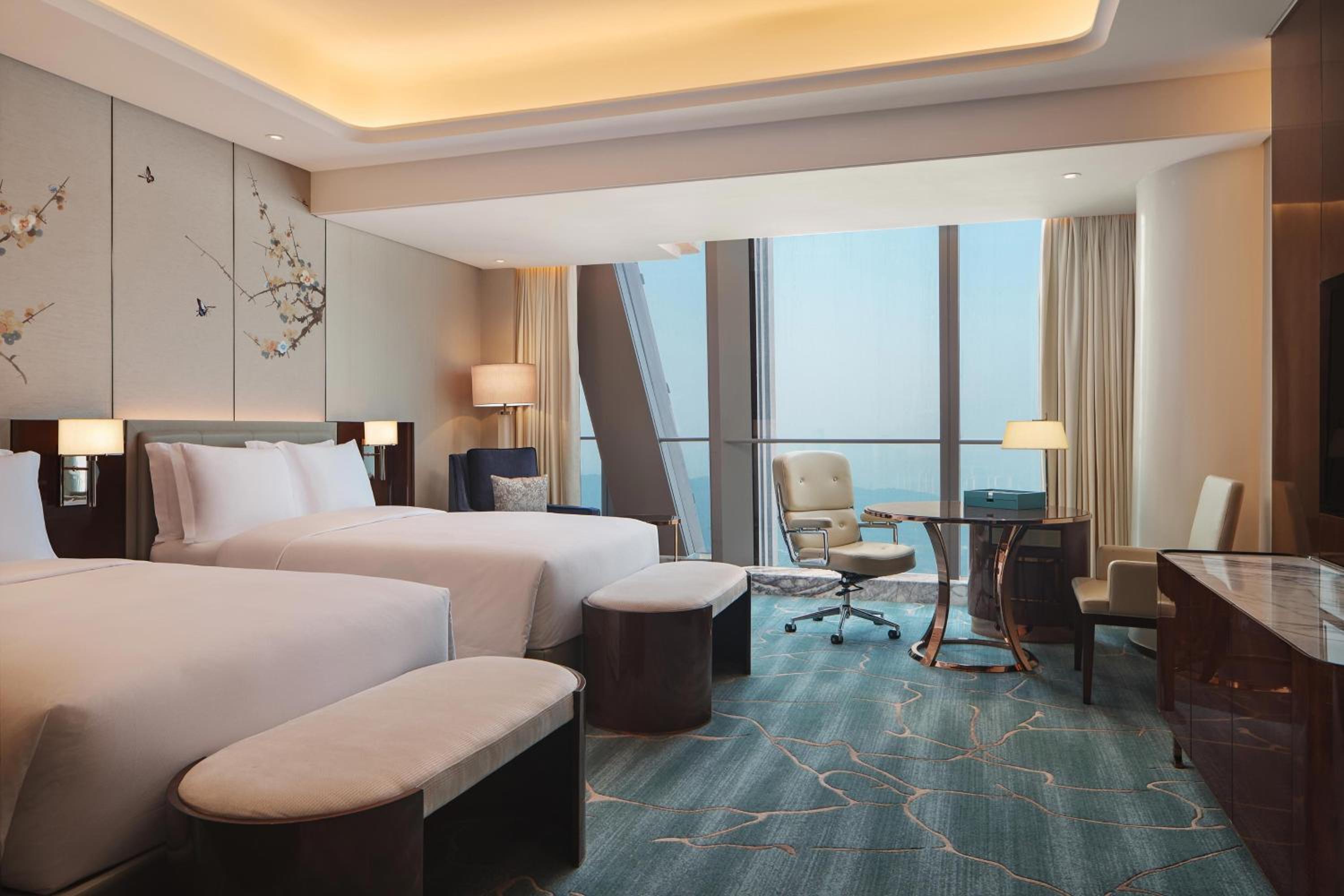 Superior Twin Room with Mountain View