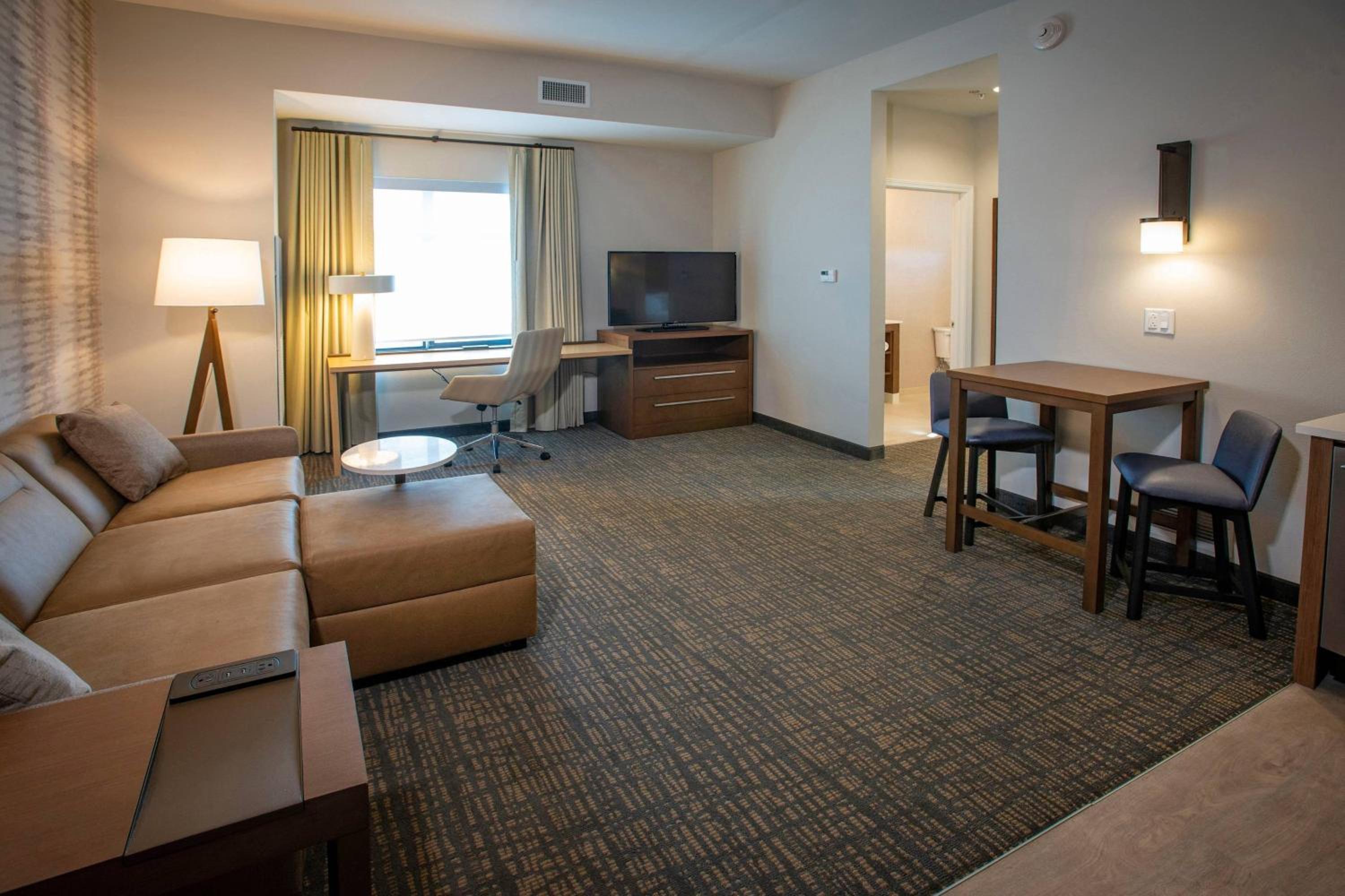 One-Bedroom King Suite with Sofa Bed photo 1