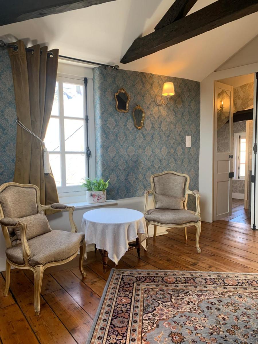 Large Double Room photo 2