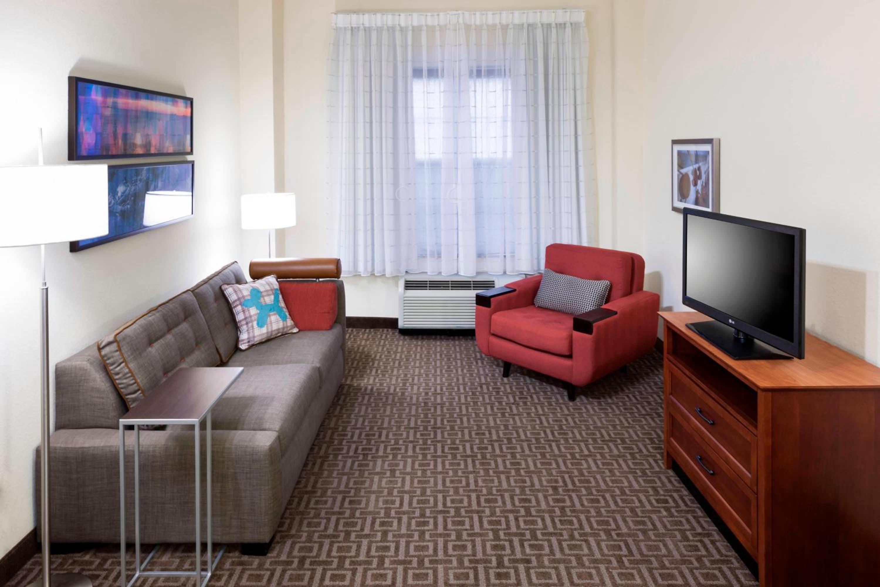 Two-Bedroom Suite - Photo 1