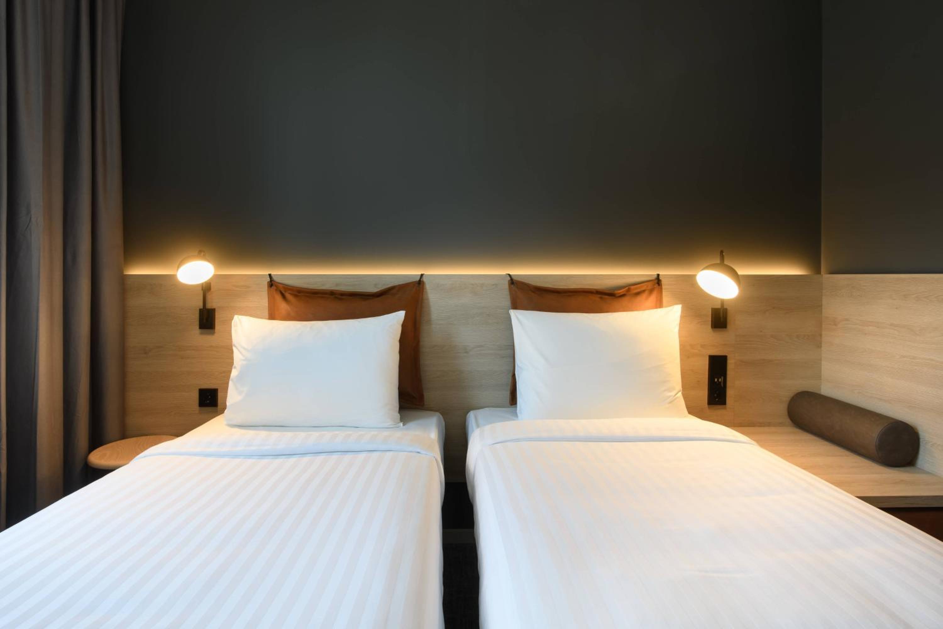 Moxy Sleeper Twin Room - Photo 1
