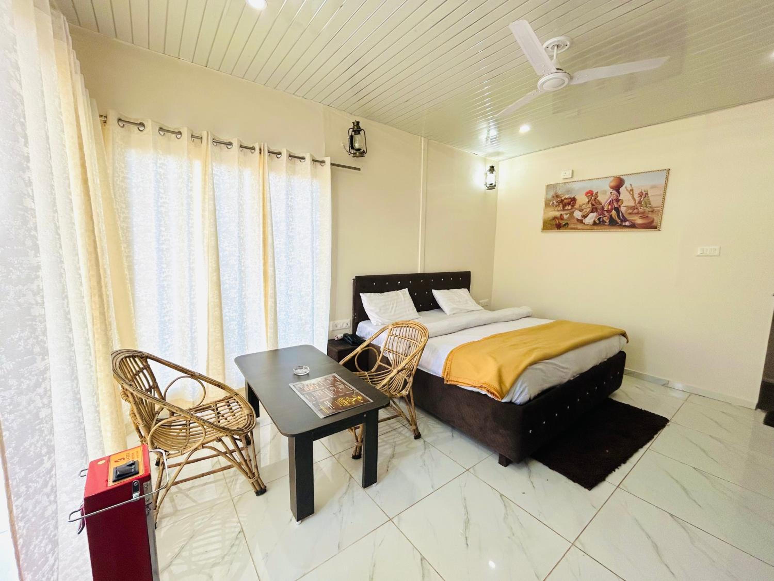 King Room with Mountain View - Photo 7